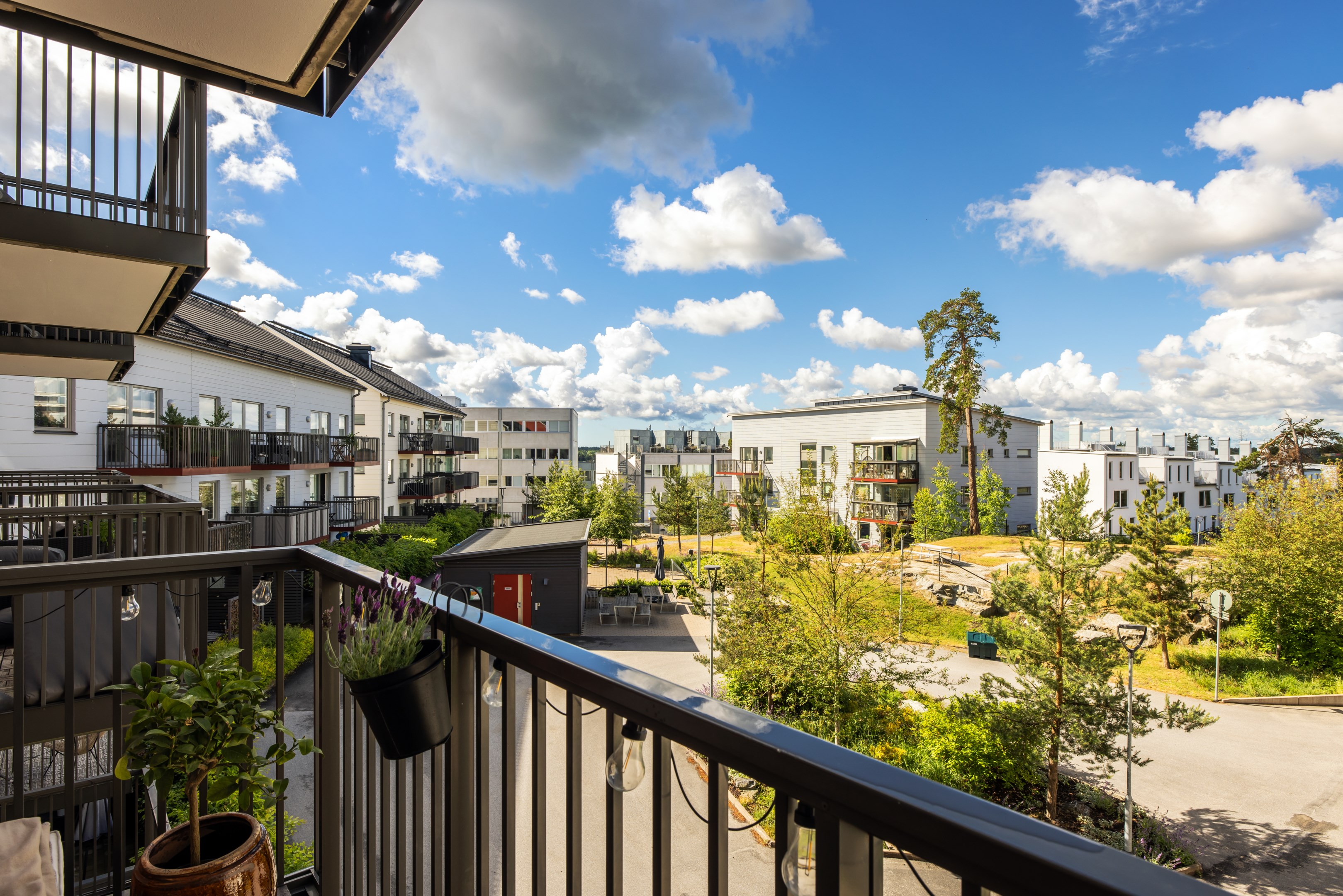 Bostadsbild från Hedenströms väg 20, 2 tr, Såld i Tollare, Nacka