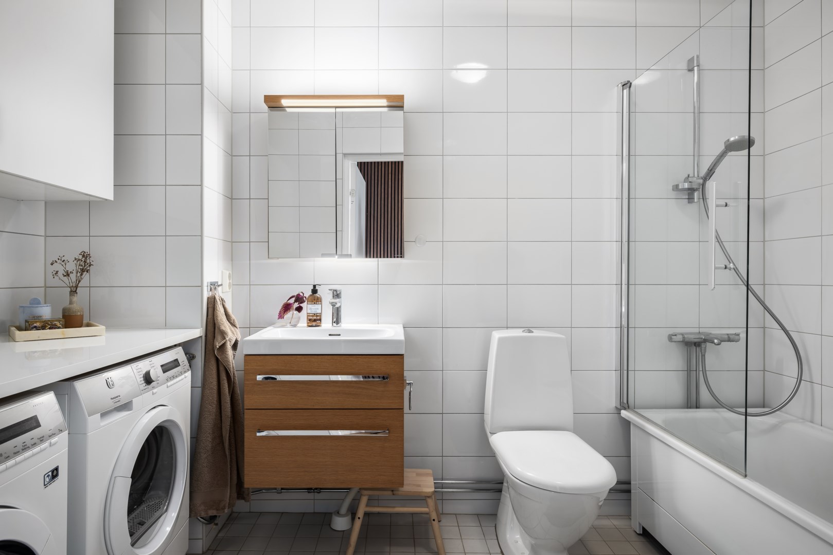 Bostadsbild från Hedenströms väg 20, 2 tr, Såld i Tollare, Nacka