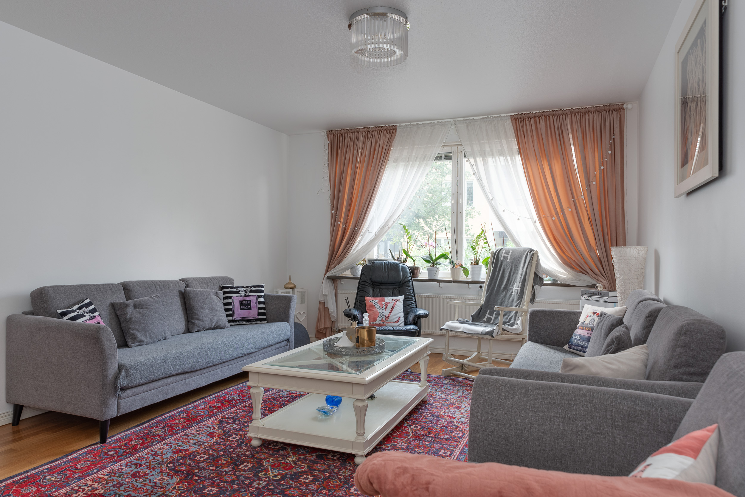 Bostadsbild från Kungsfågelgatan 33, Såld i Råby, Västerås