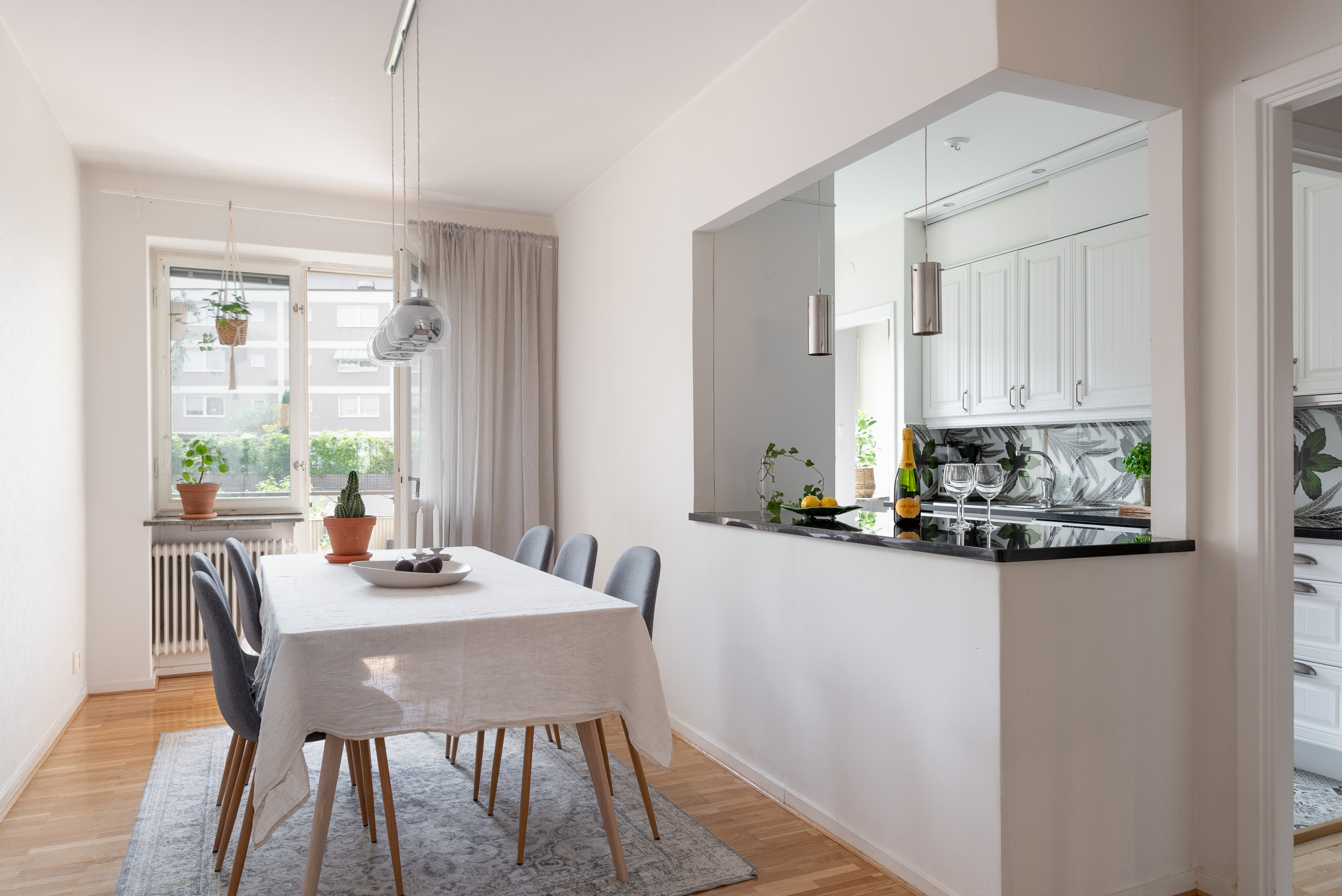 Bostadsbild från Domkyrkoesplanaden 7A, Såld i Centrum, Västerås