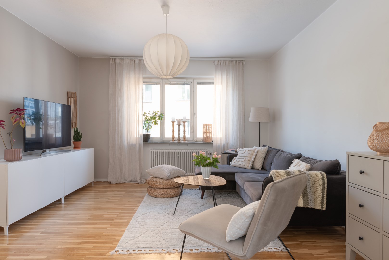 Bostadsbild från Domkyrkoesplanaden 7A, Såld i Centrum, Västerås