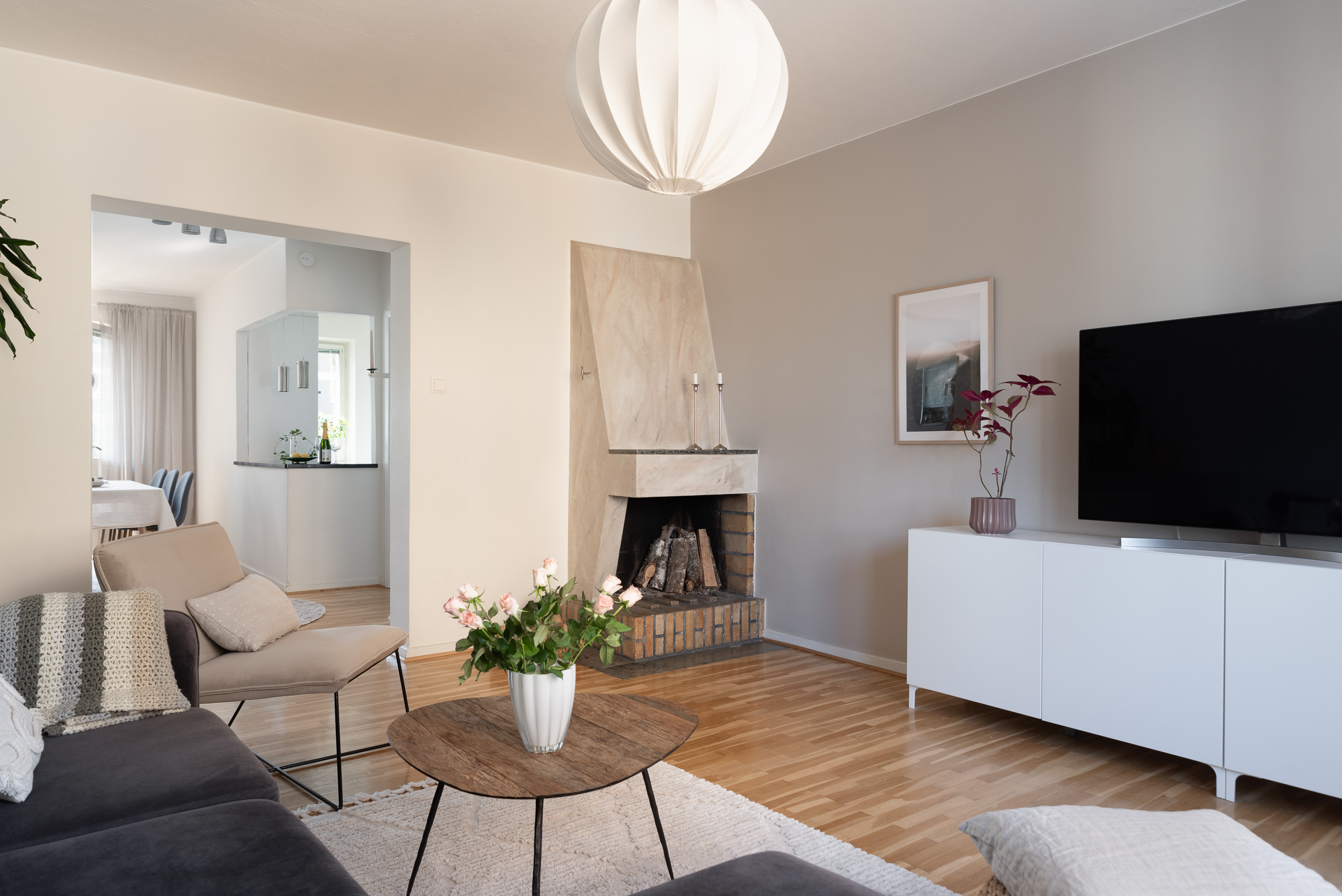 Bostadsbild från Domkyrkoesplanaden 7A, Såld i Centrum, Västerås