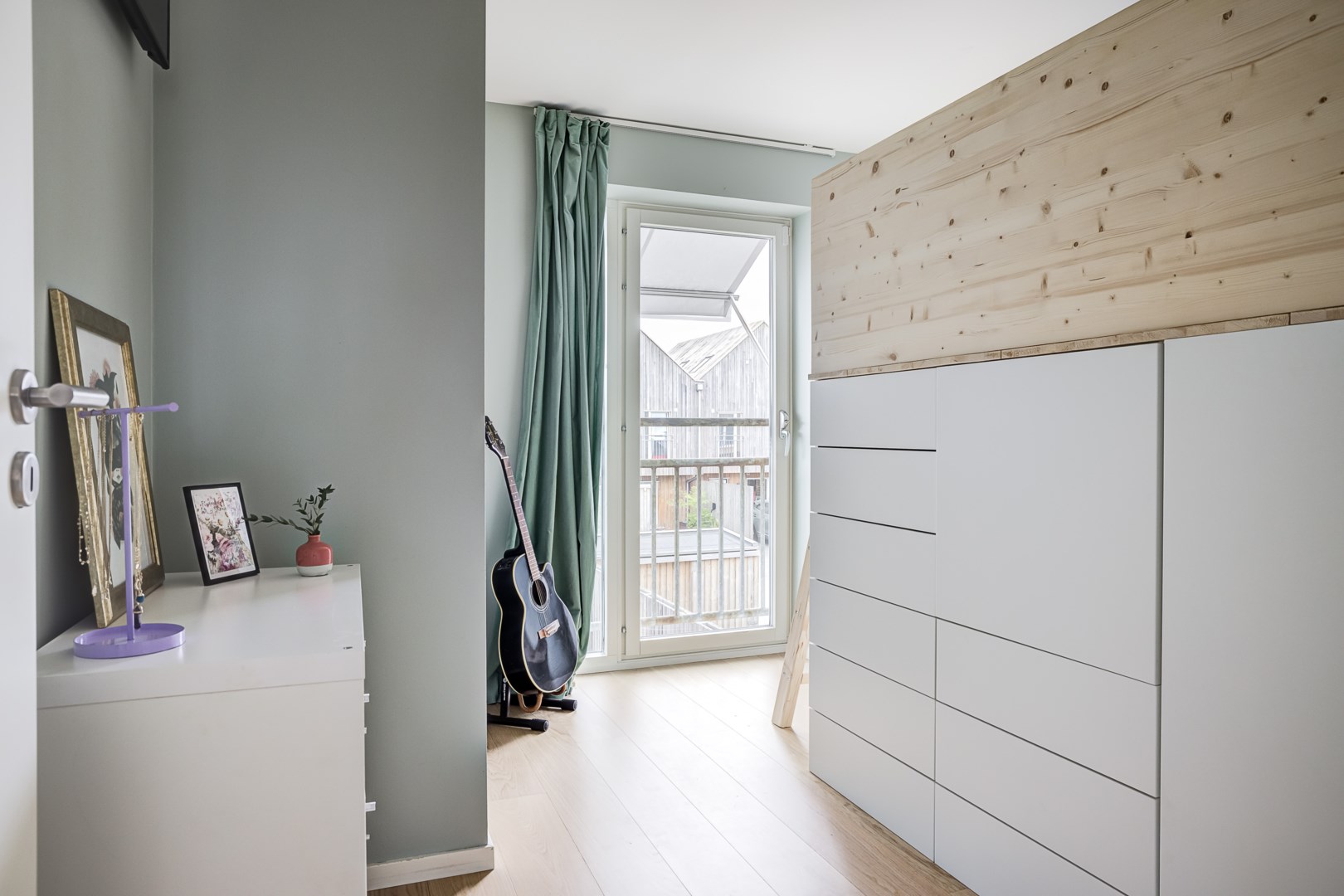 Bostadsbild från Stratusvägen 38, Såld i Fullerö, Uppsala