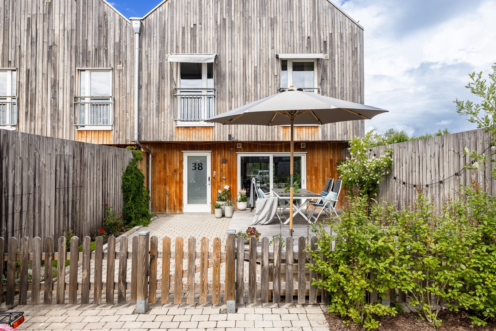 Bostadsbild från Stratusvägen 38, Såld i Fullerö, Uppsala