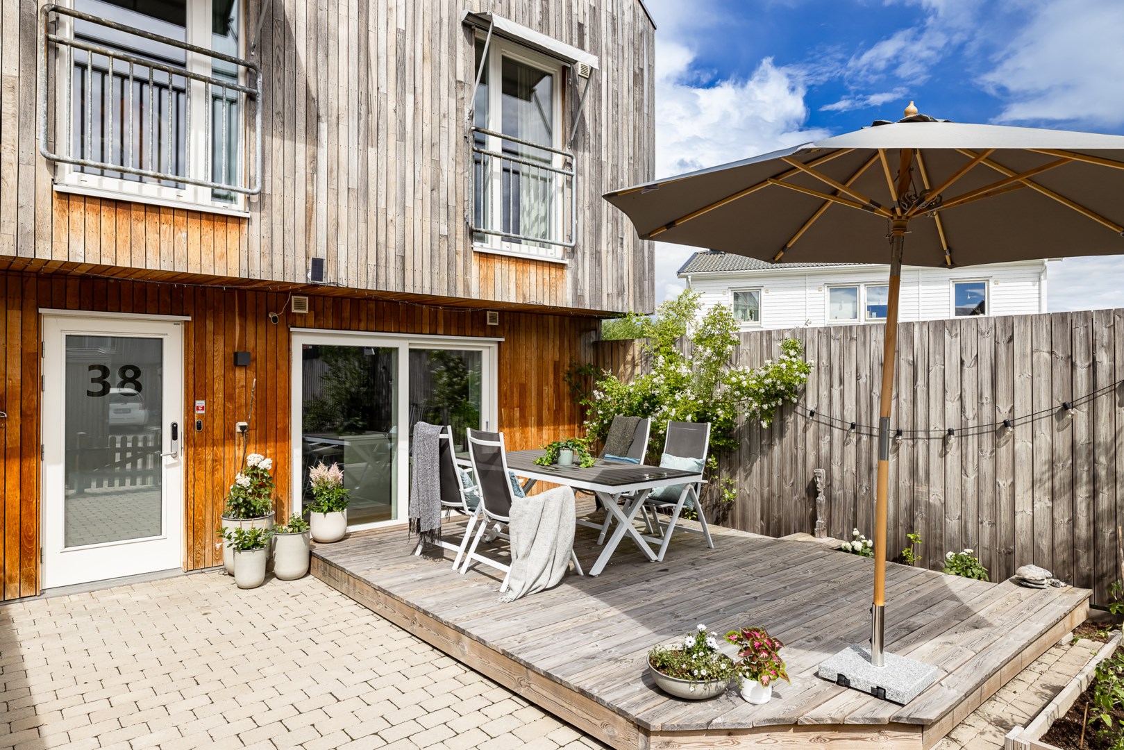 Bostadsbild från Stratusvägen 38, Såld i Fullerö, Uppsala