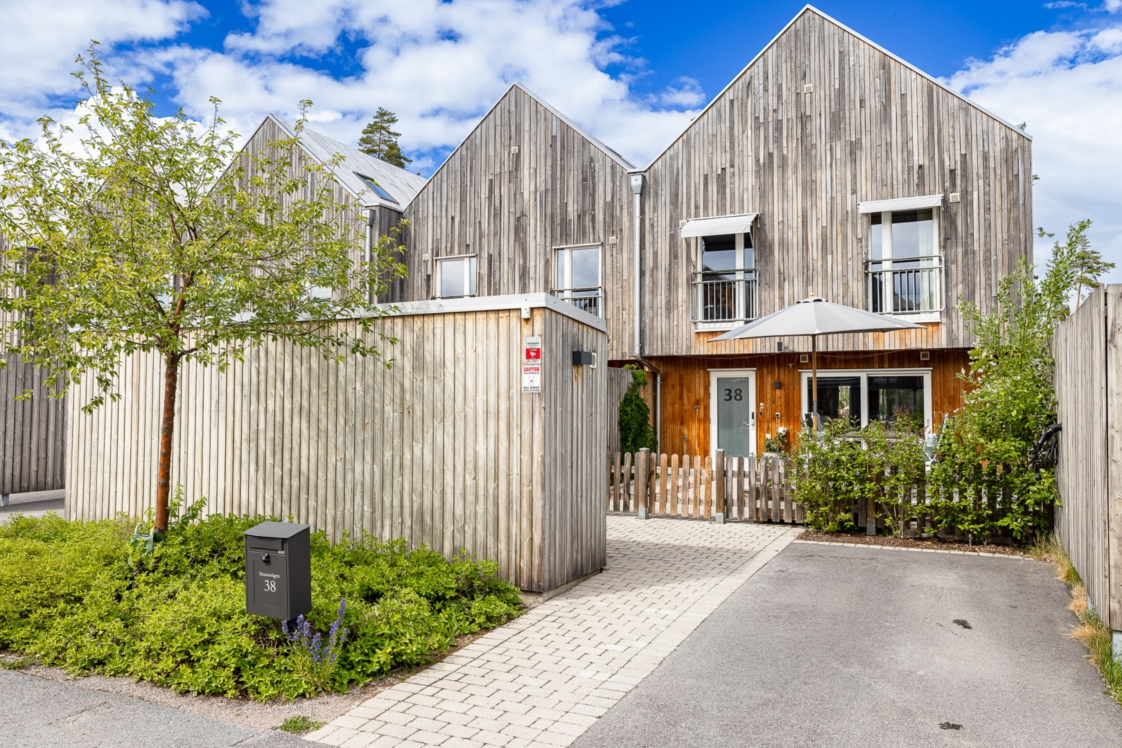 Bostadsbild från Stratusvägen 38, Såld i Fullerö, Uppsala