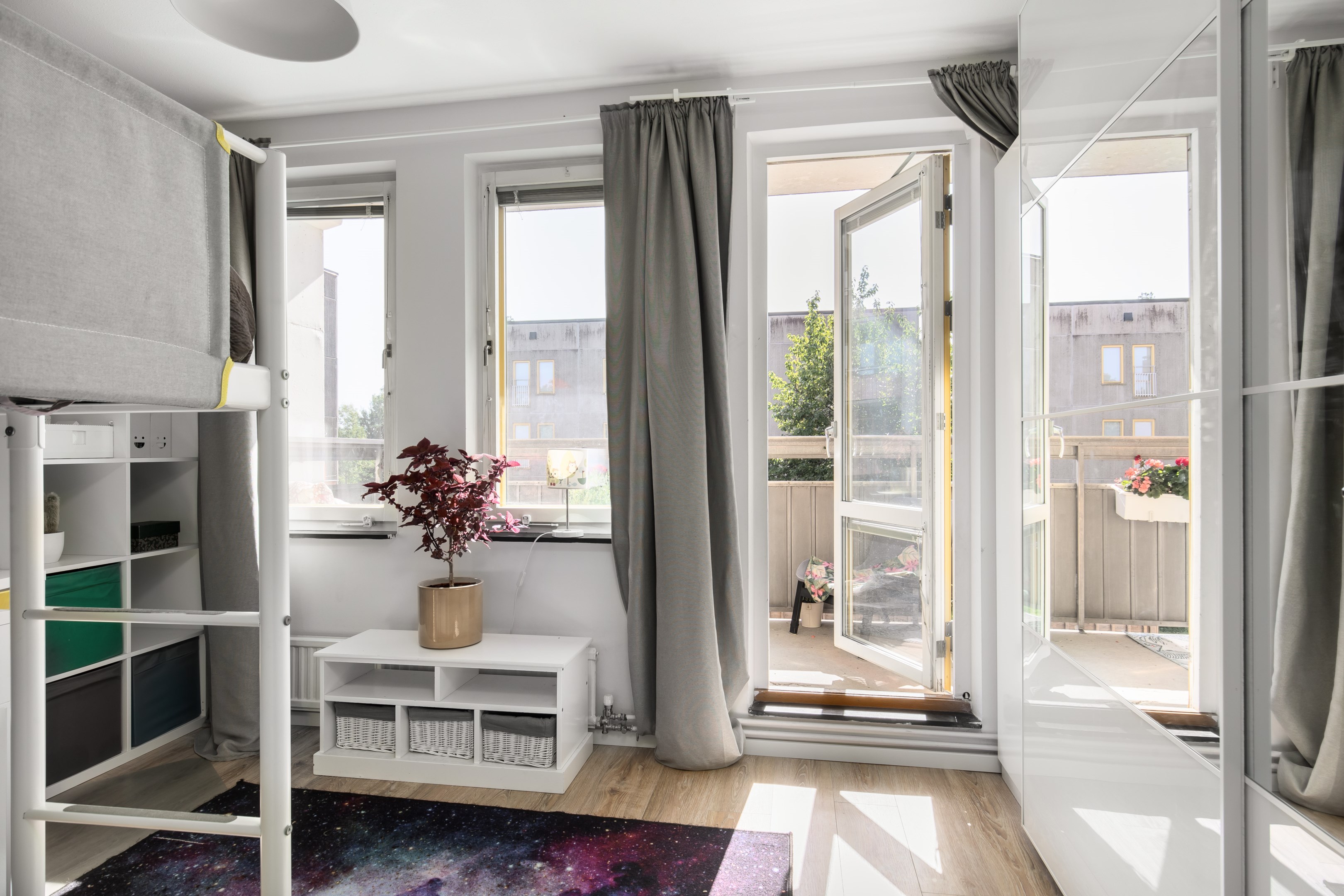 Bostadsbild från Ornövägen 12, Såld i Västra Orminge, Nacka