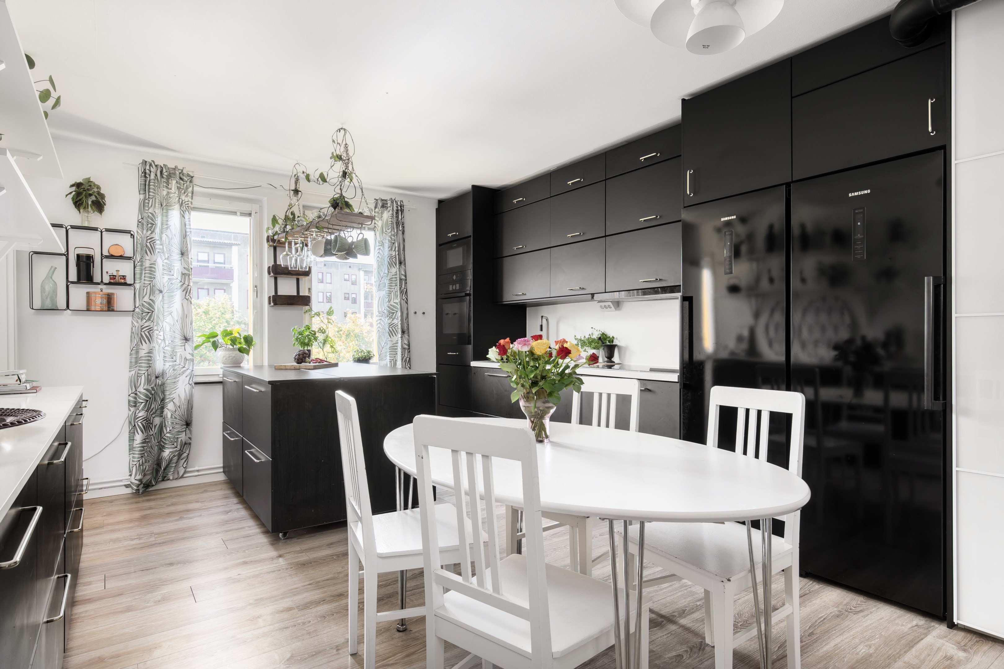 Bostadsbild från Ornövägen 12, Såld i Västra Orminge, Nacka