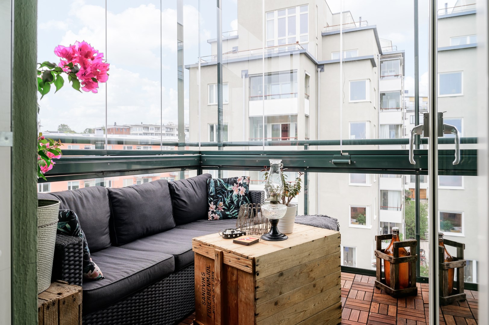 Bostadsbild från Sjökvarnsbacken 6, Såld i Saltsjöqvarn, Nacka