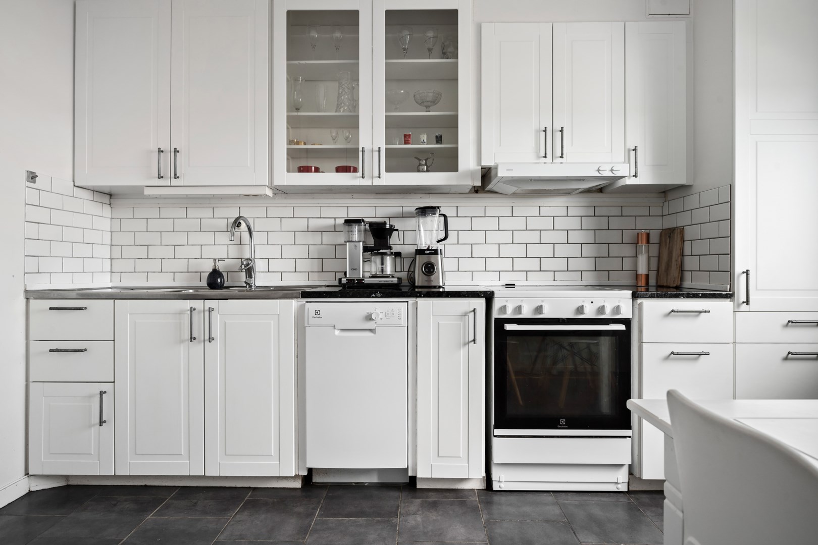 Bostadsbild från Karlsrogatan 81, Såld i Sommarro, Uppsala