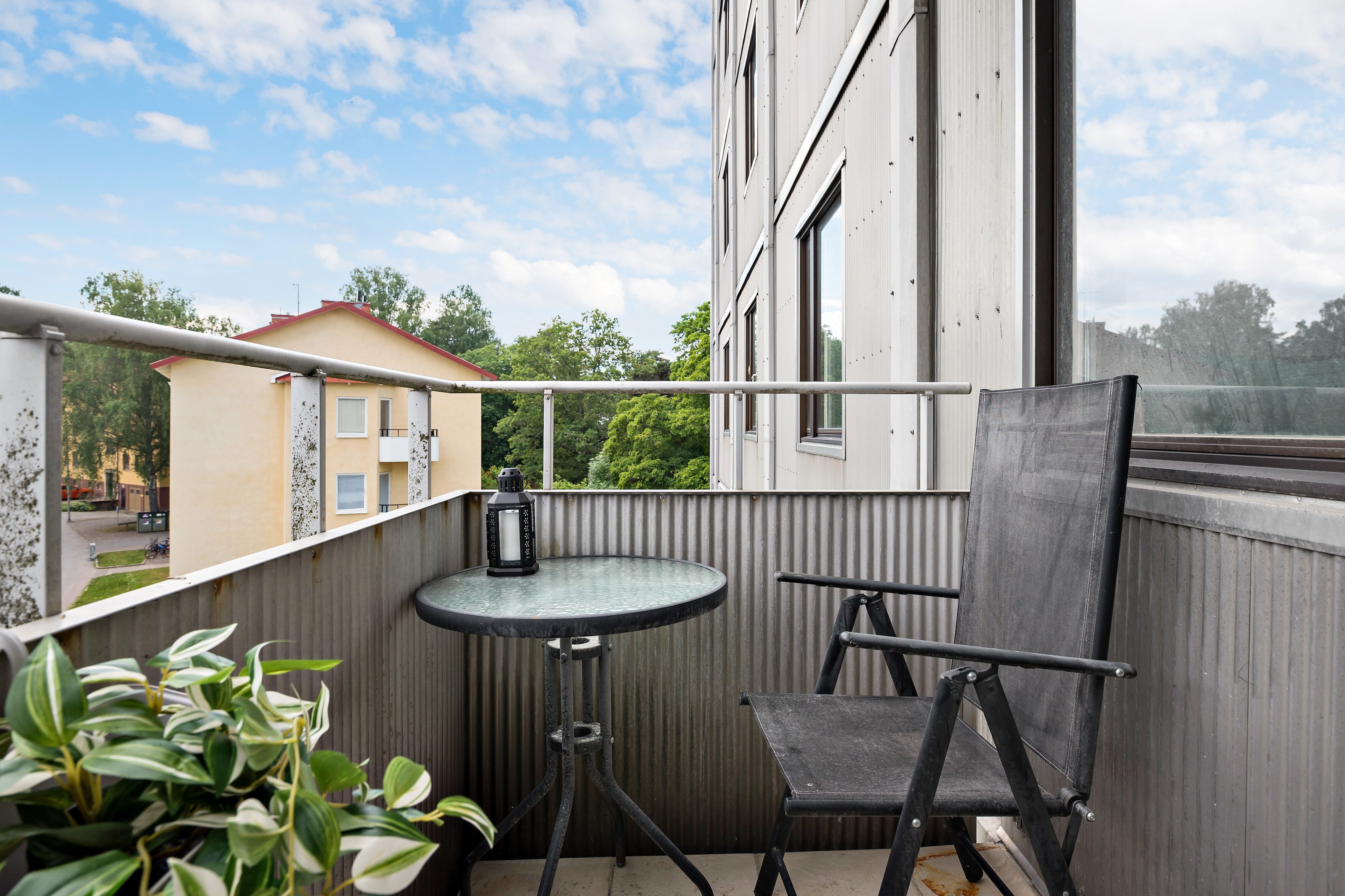 Bostadsbild från Karlsrogatan 81, Såld i Sommarro, Uppsala