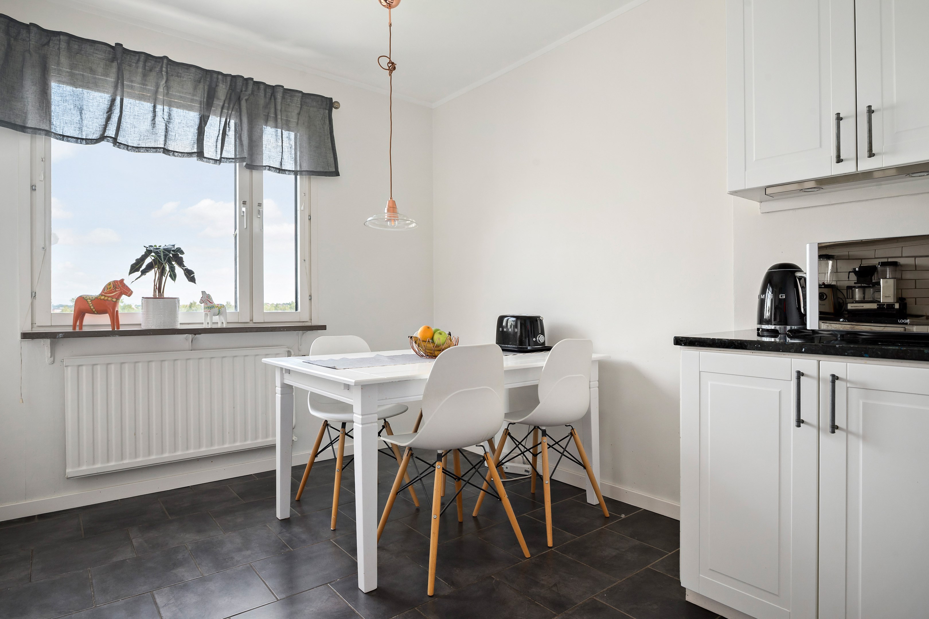 Bostadsbild från Karlsrogatan 81, Såld i Sommarro, Uppsala