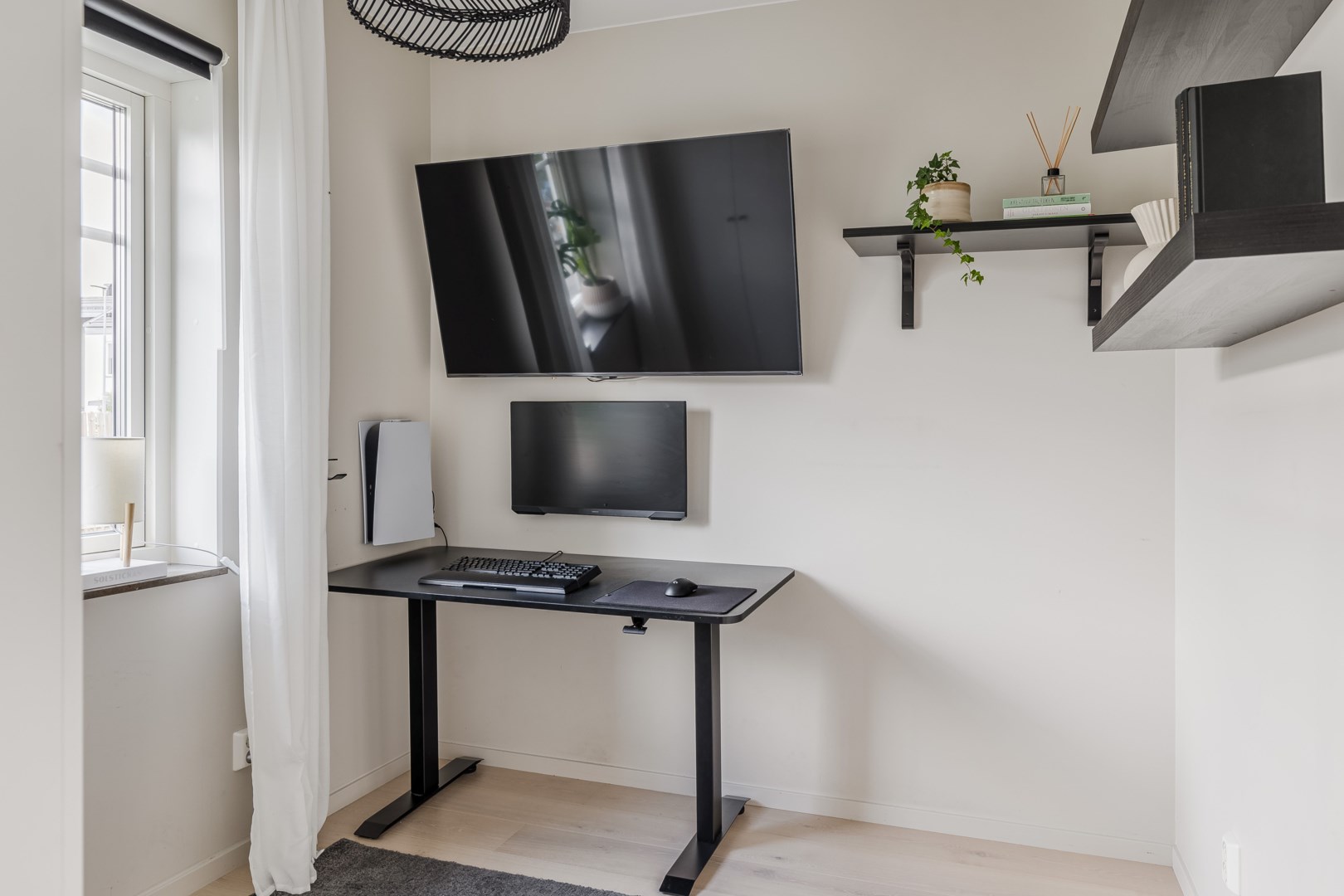 Bostadsbild från Björnmossvägen 16, Kommande i Lindbacken, Uppsala