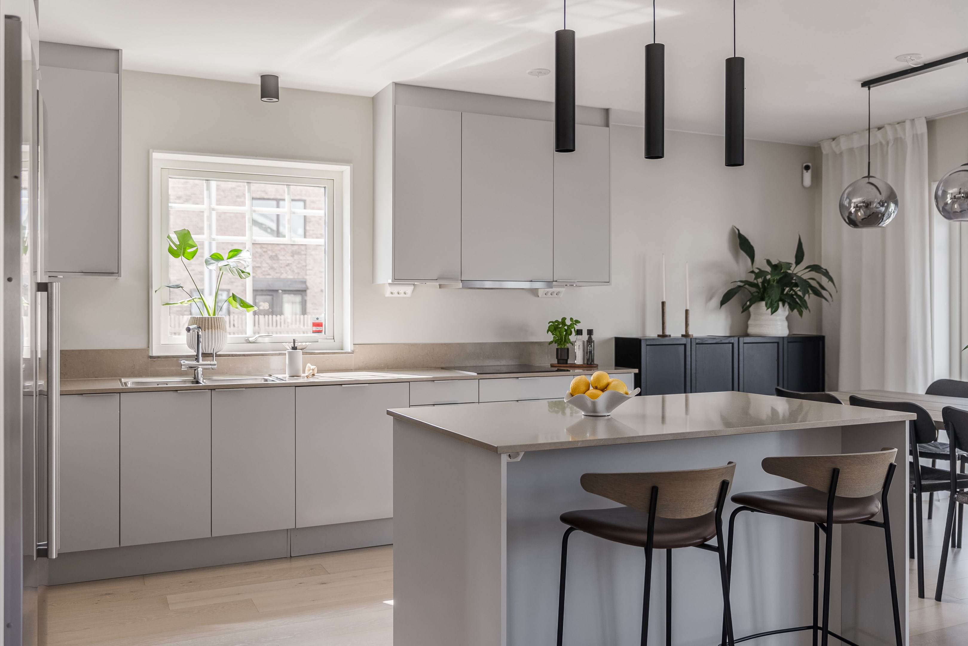 Bostadsbild från Björnmossvägen 16, Kommande i Lindbacken, Uppsala