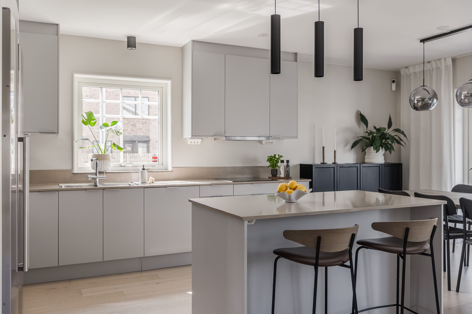 Bostadsbild från Björnmossvägen 16, Kommande i Lindbacken, Uppsala