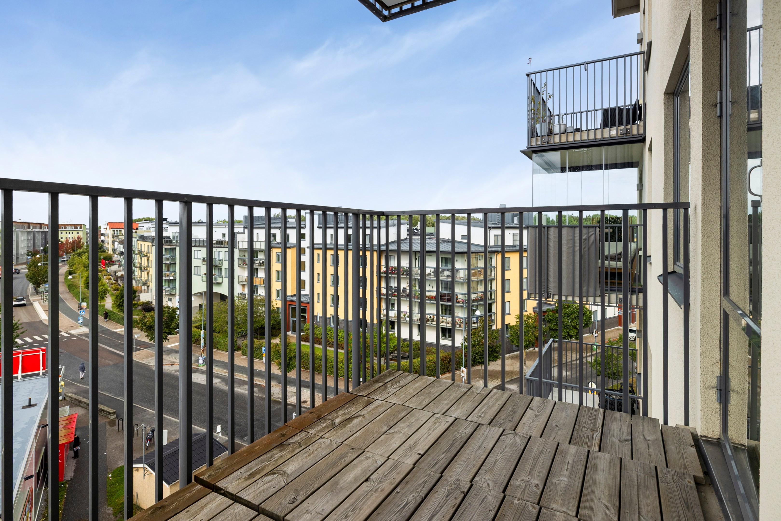 Bostadsbild från Fridensborgsvägen 161, Till salu i Järvastaden, Solna