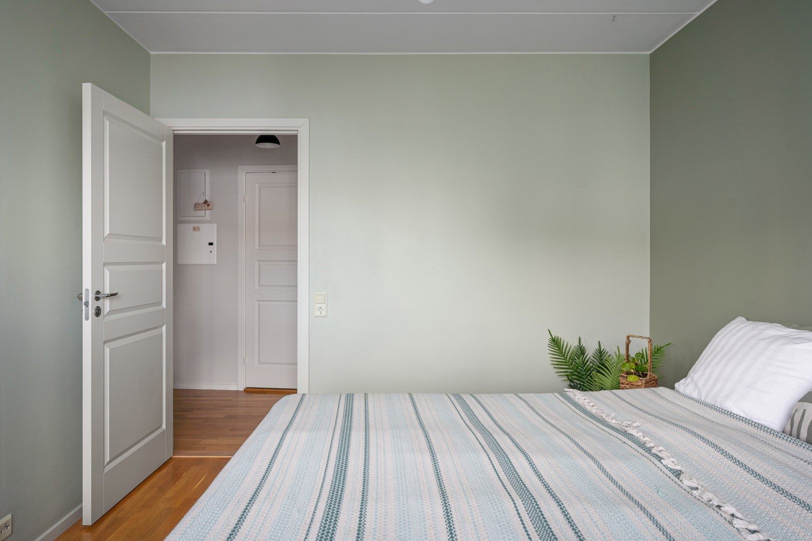 Bostadsbild från Finnboda parkväg 8, Såld i Finnboda Hamn, Nacka