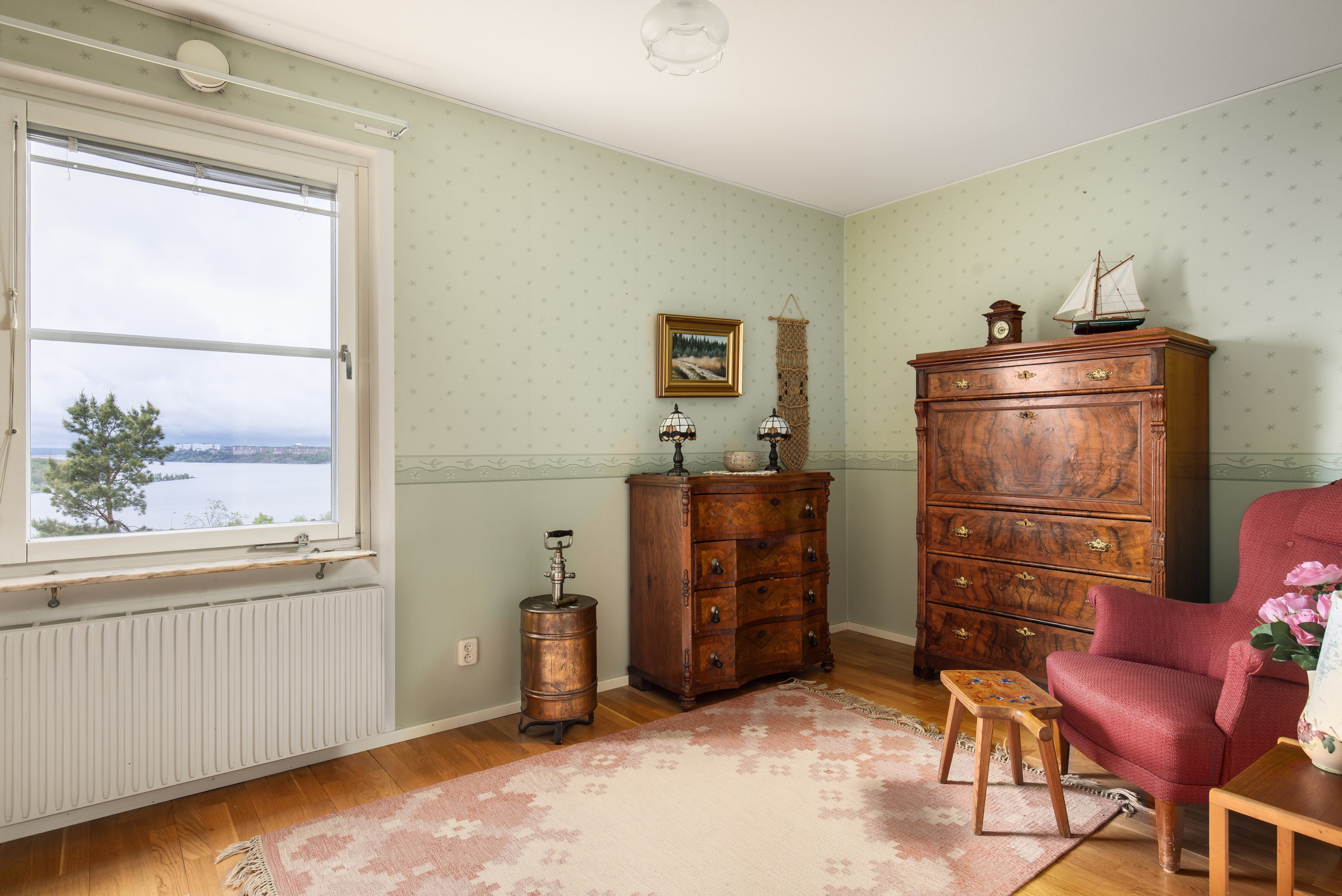 Bostadsbild från Landåvägen 10, Såld i Jarlaberg, Nacka