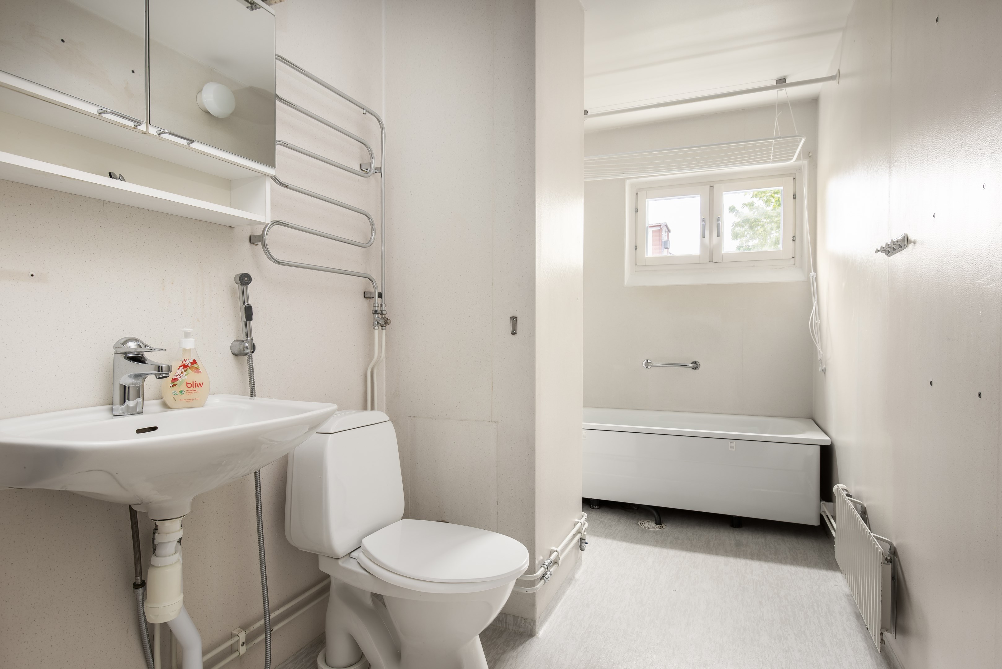 Bostadsbild från Landåvägen 10, Såld i Jarlaberg, Nacka