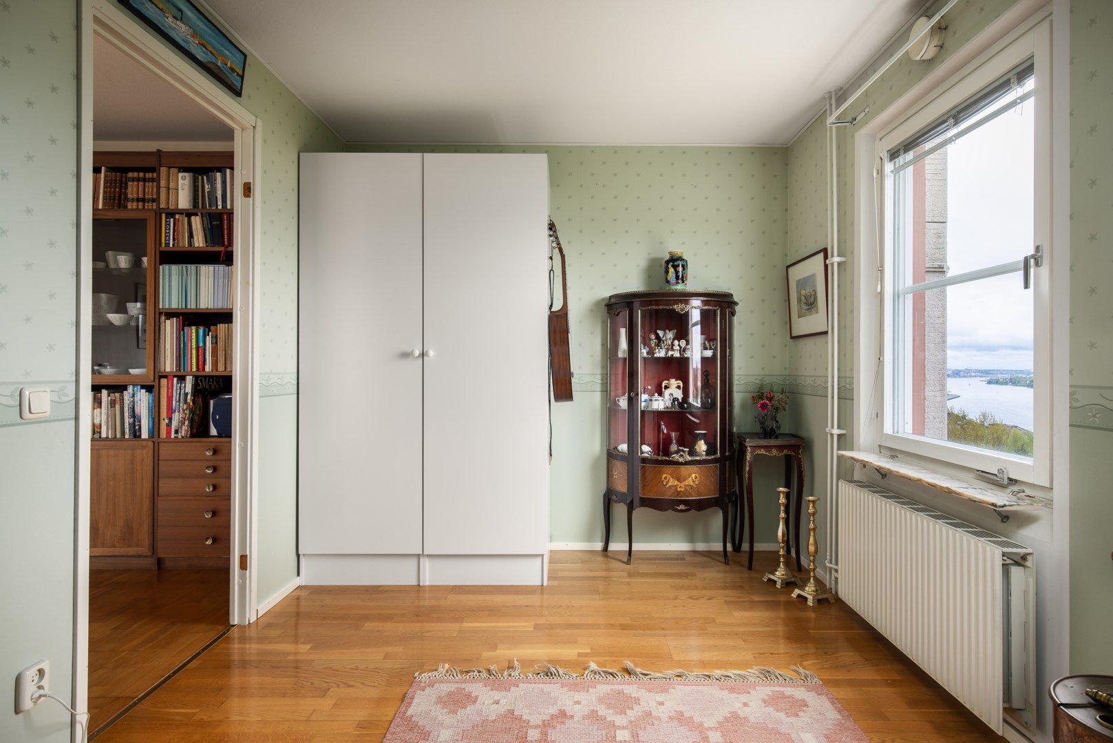 Bostadsbild från Landåvägen 10, Såld i Jarlaberg, Nacka