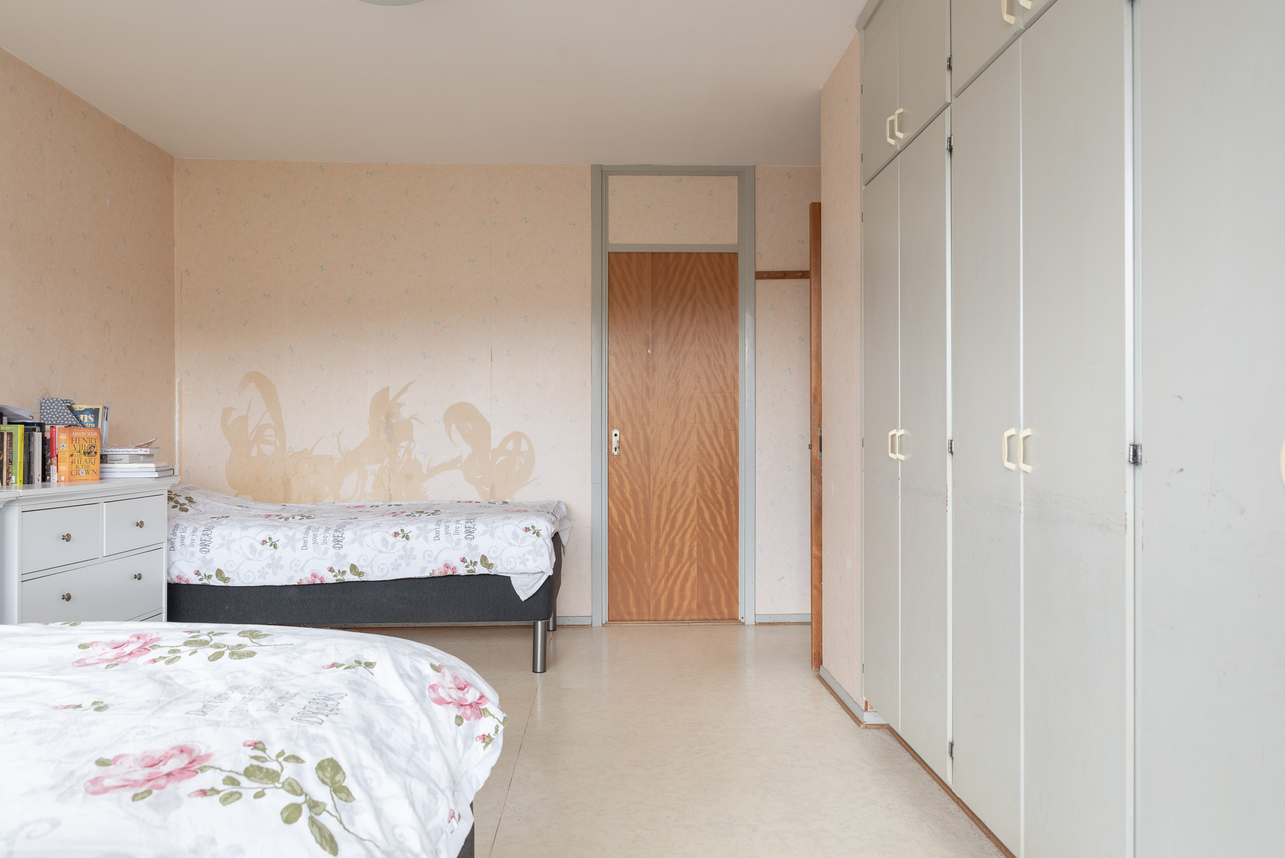 Bostadsbild från Kungsfågelgatan 33, Såld i Råby, Västerås