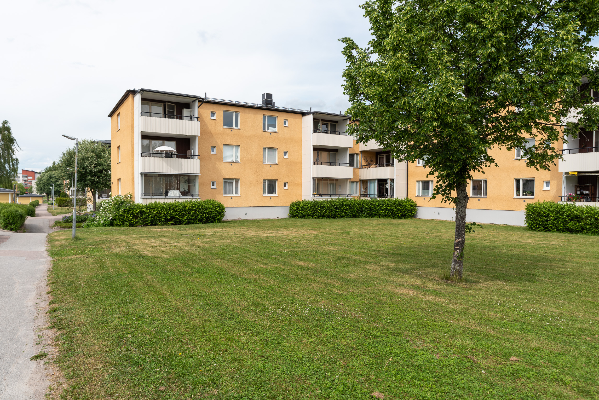 Bostadsbild från Kungsfågelgatan 33, Såld i Råby, Västerås