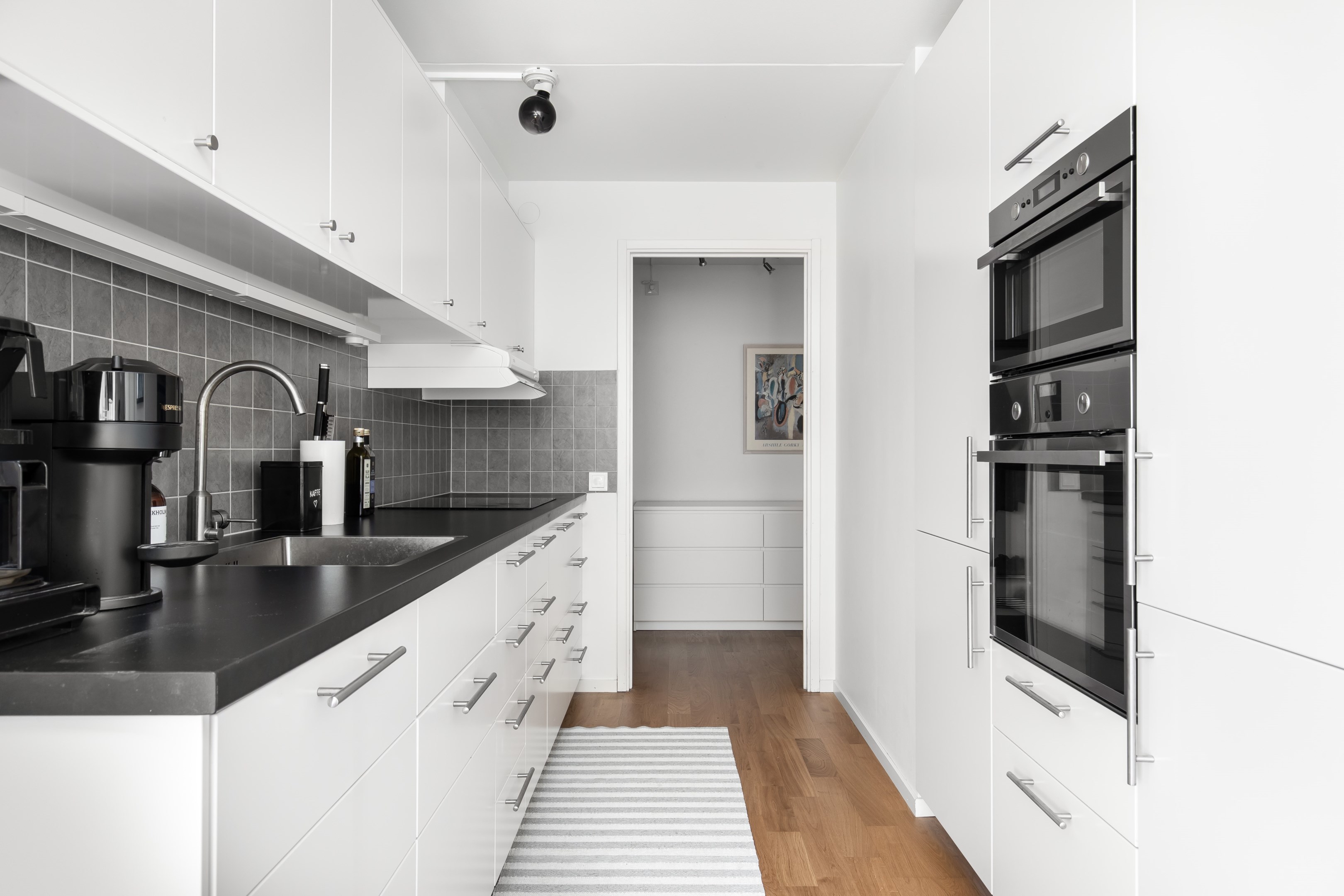 Bostadsbild från Landåvägen 75, Till salu i Jarlaberg, Nacka