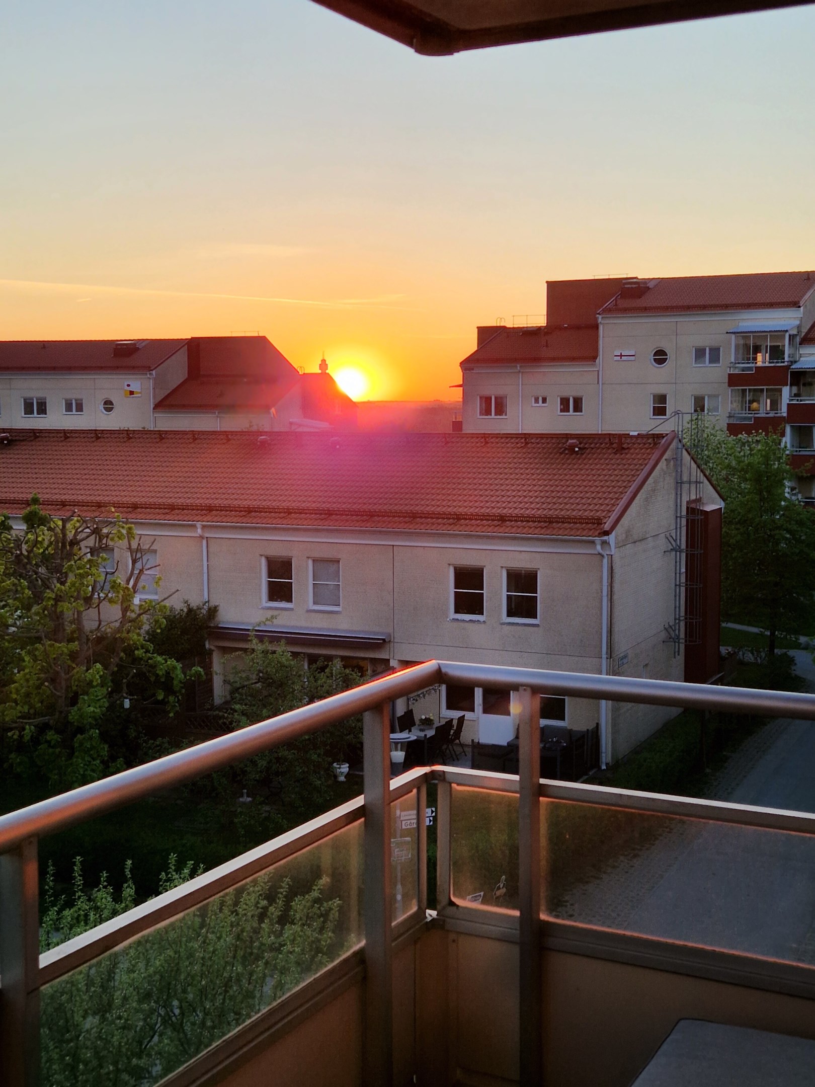 Bostadsbild från Landåvägen 75, Till salu i Jarlaberg, Nacka