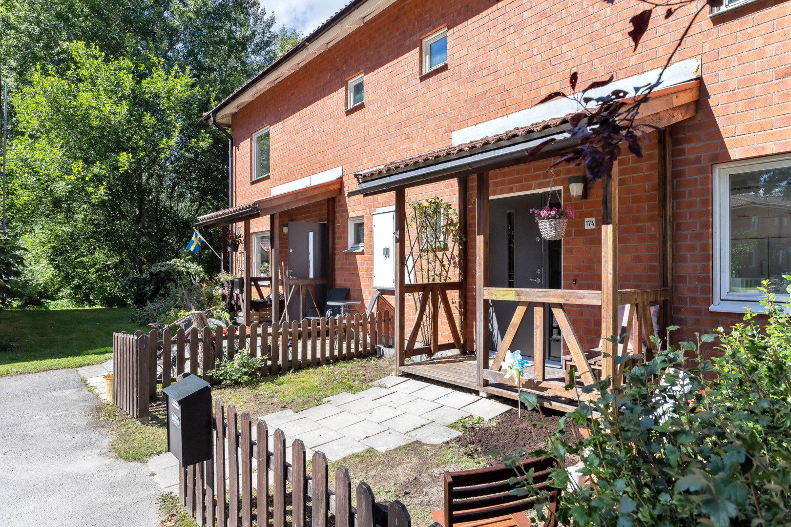 Bostadsbild från Bergslagsresan 174, Såld i Sävja, Uppsala