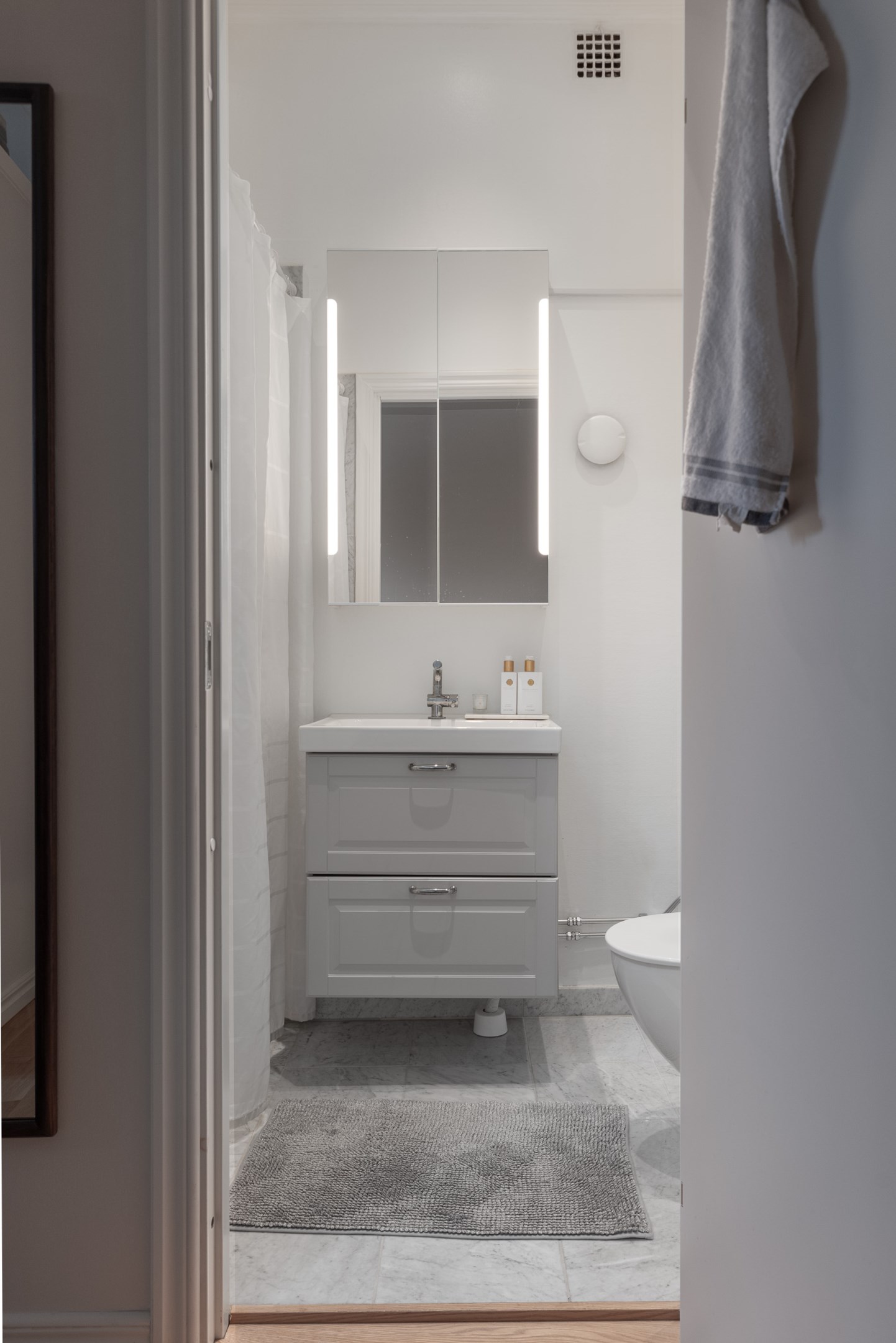 Bostadsbild från Stora gatan 84, Kommande i Oxbacken, Västerås