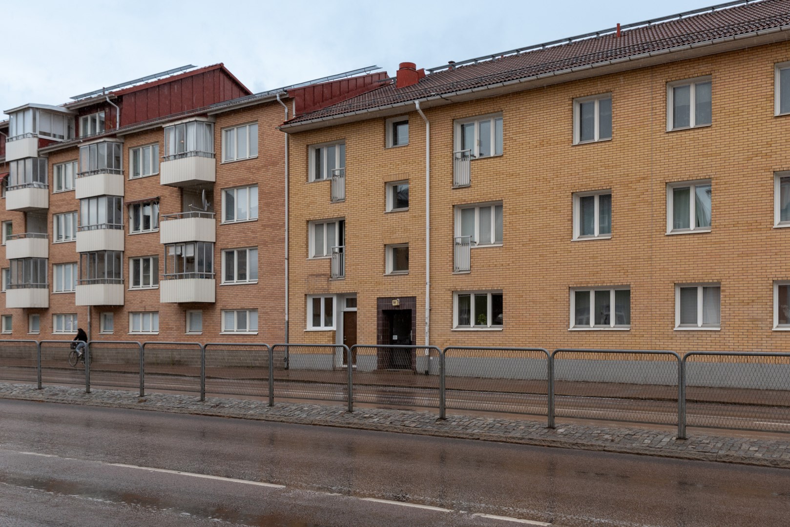 Bostadsbild från Stora gatan 84, Kommande i Oxbacken, Västerås