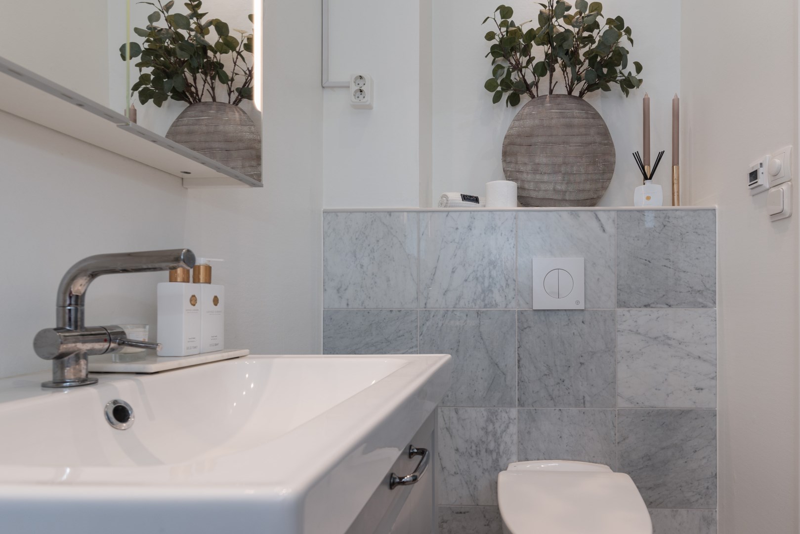 Bostadsbild från Stora gatan 84, Kommande i Oxbacken, Västerås