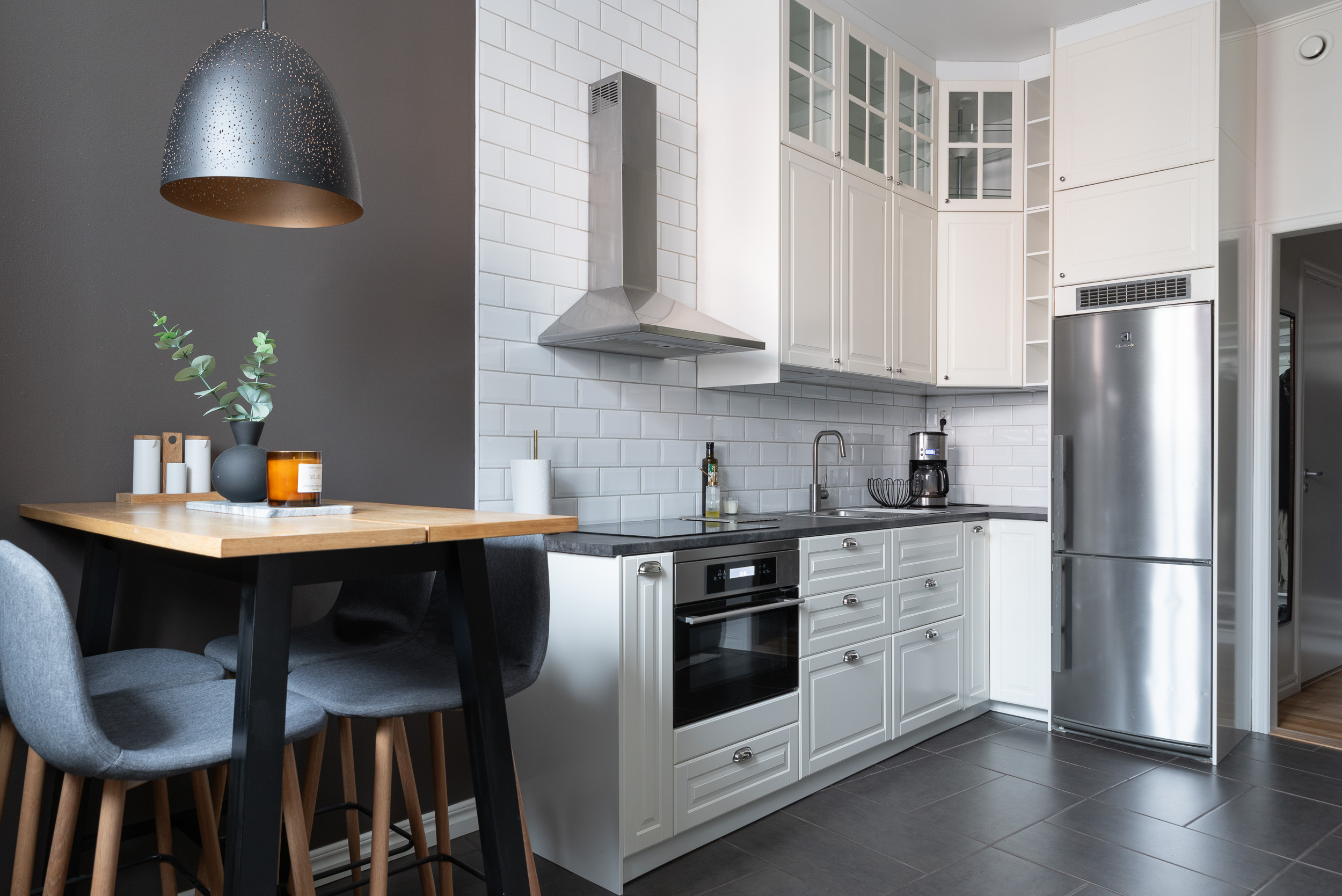 Bostadsbild från Stora gatan 84, Kommande i Oxbacken, Västerås