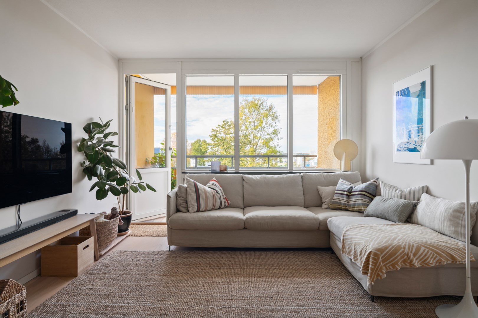 Bostadsbild från Henriksdalsringen 53, Till salu i Henriksdalsberget, Nacka