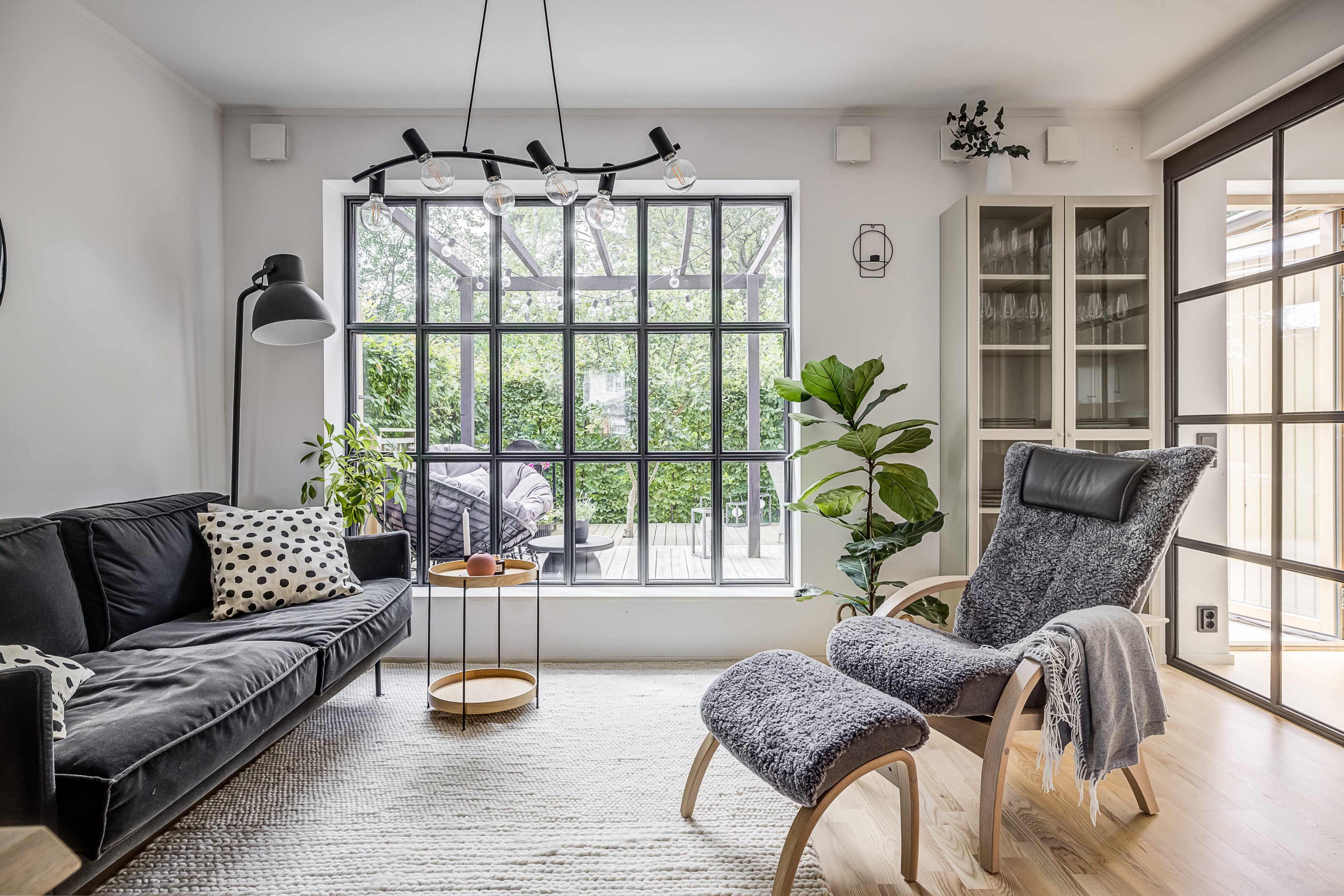 Bostadsbild från Vikvägen 28, Såld i Vårdsätra, Uppsala