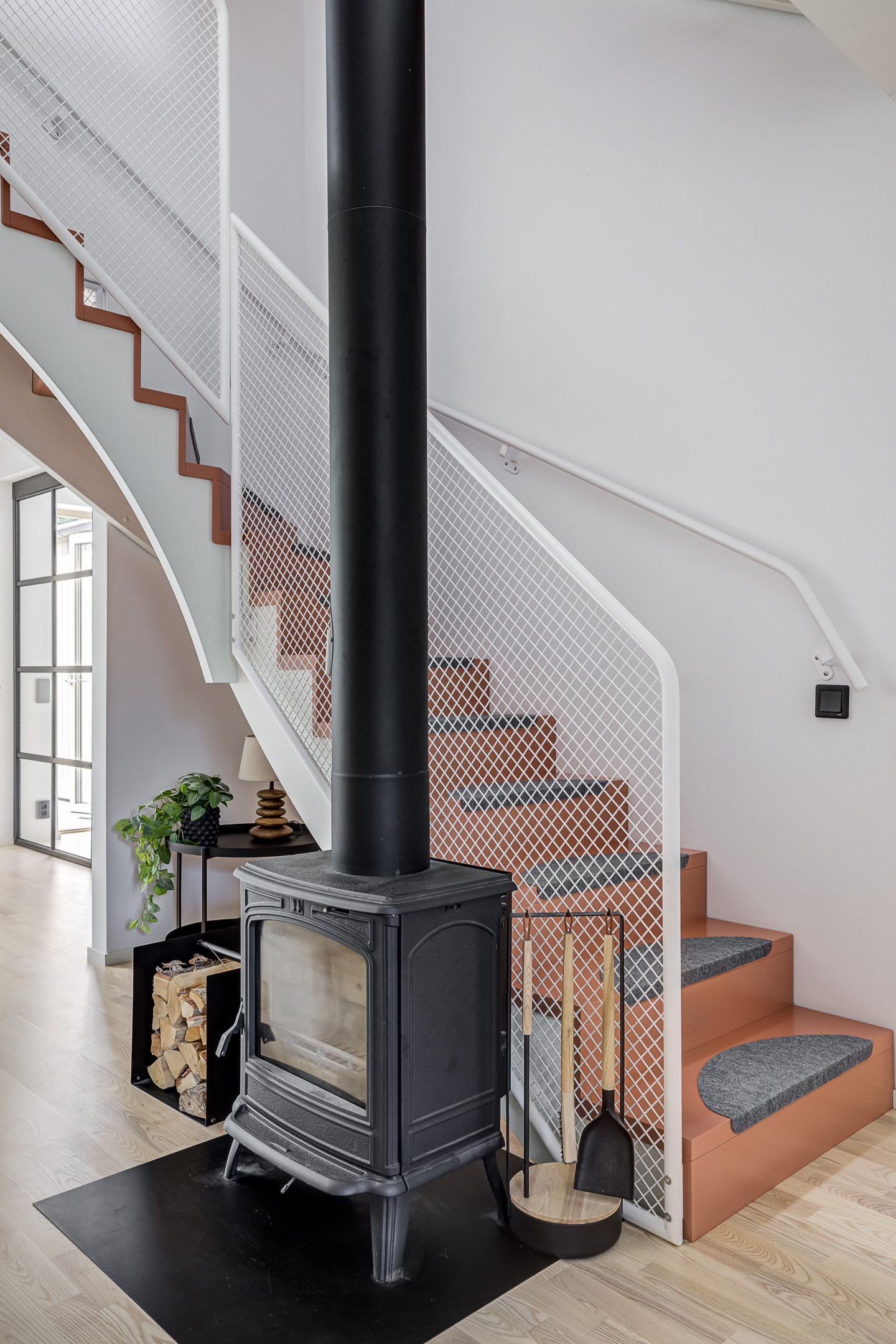 Bostadsbild från Vikvägen 28, Såld i Vårdsätra, Uppsala