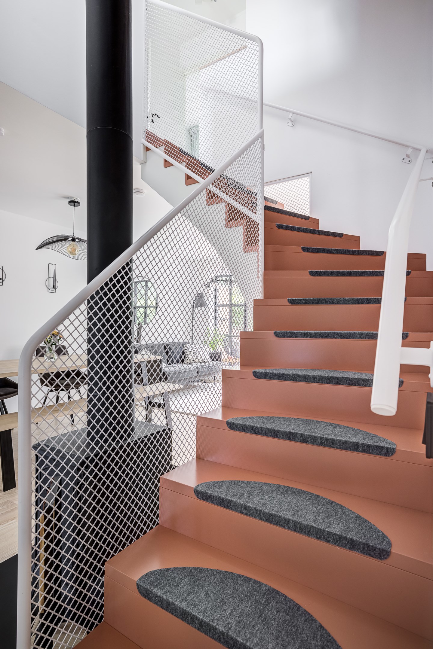 Bostadsbild från Vikvägen 28, Såld i Vårdsätra, Uppsala