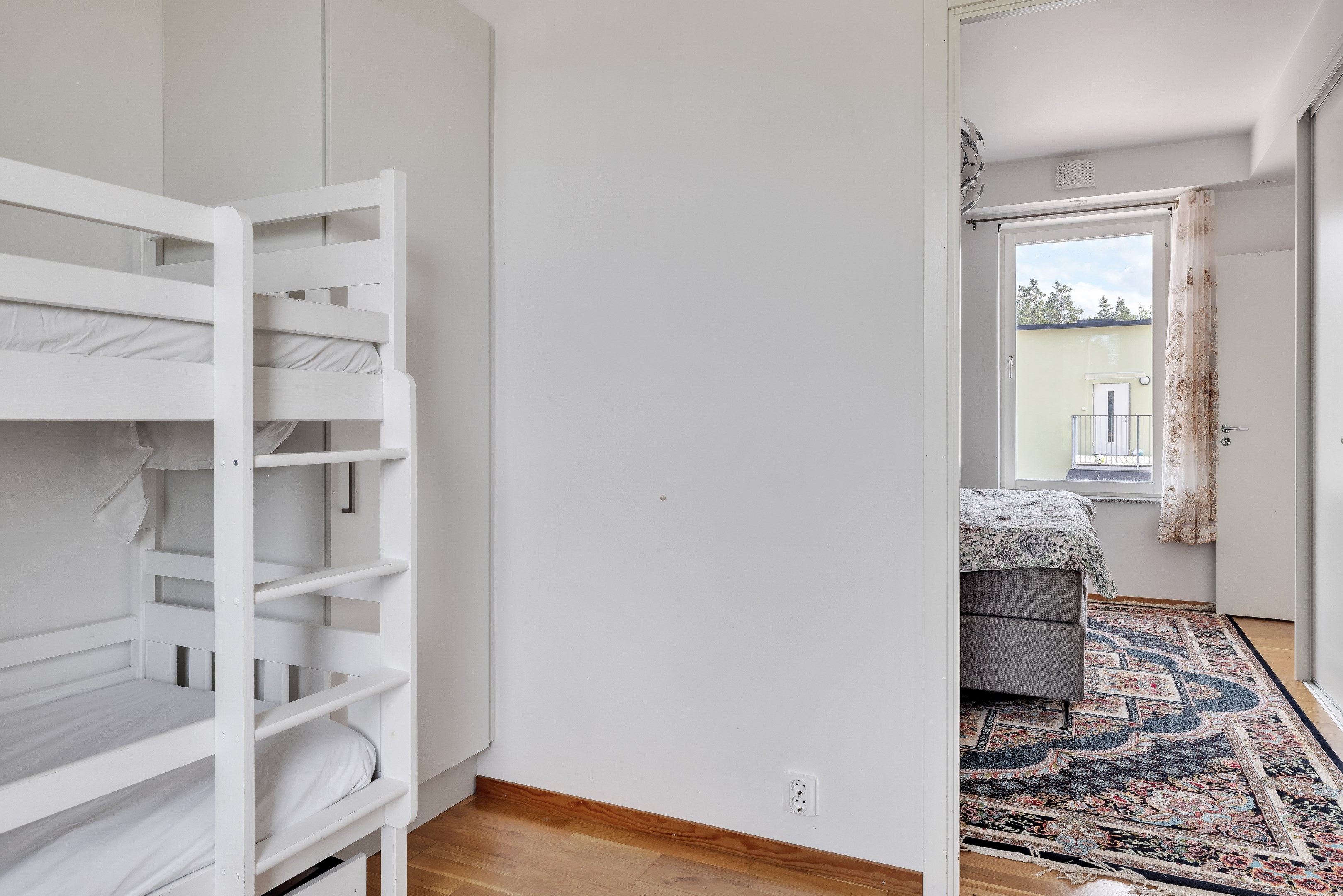 Bostadsbild från Opalvägen 43, Såld i Herrhagen, Uppsala