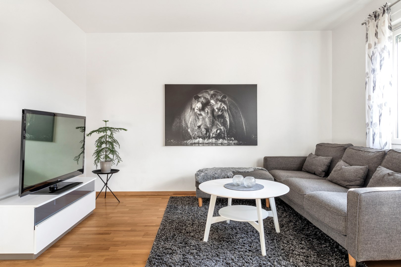 Bostadsbild från Ymergatan 13E, Såld i Fålhagen, Uppsala