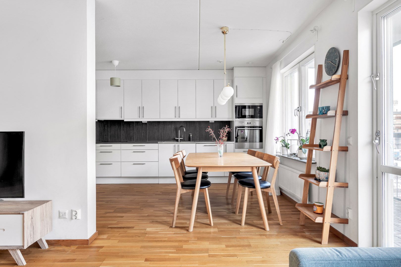 Bostadsbild från Tullgarnsgatan 20, Såld i Kungsängen, Uppsala