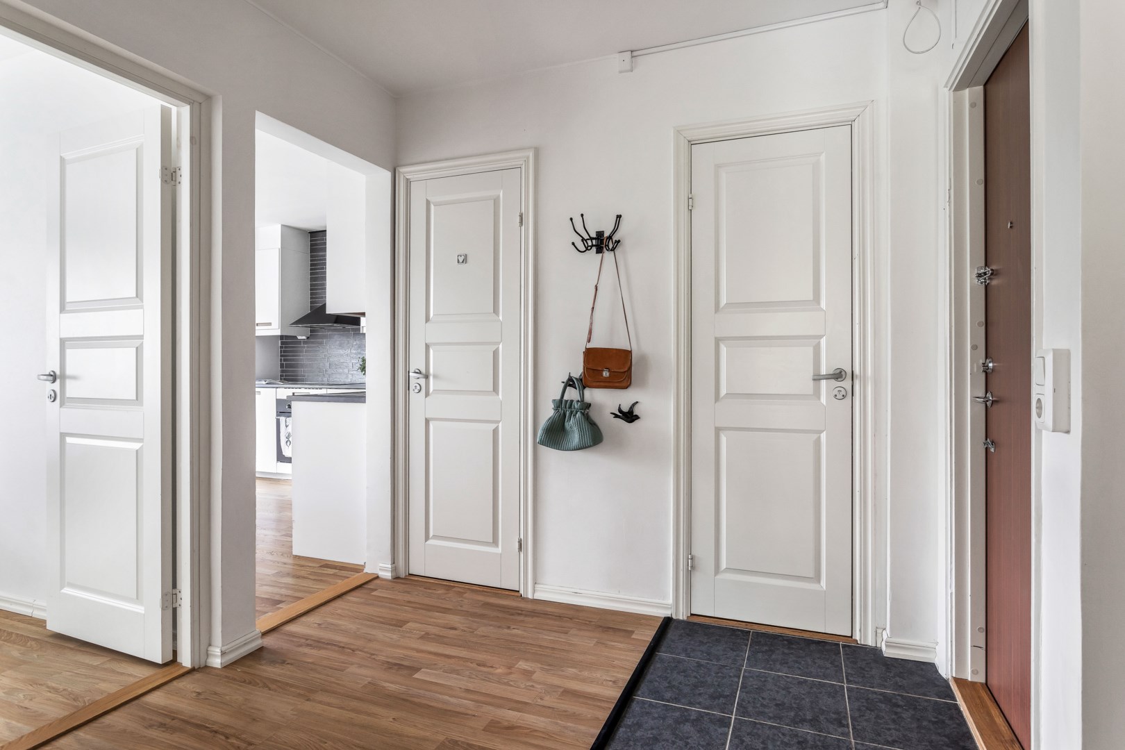 Bostadsbild från Tiundagatan 45, Såld i Luthagen, Uppsala