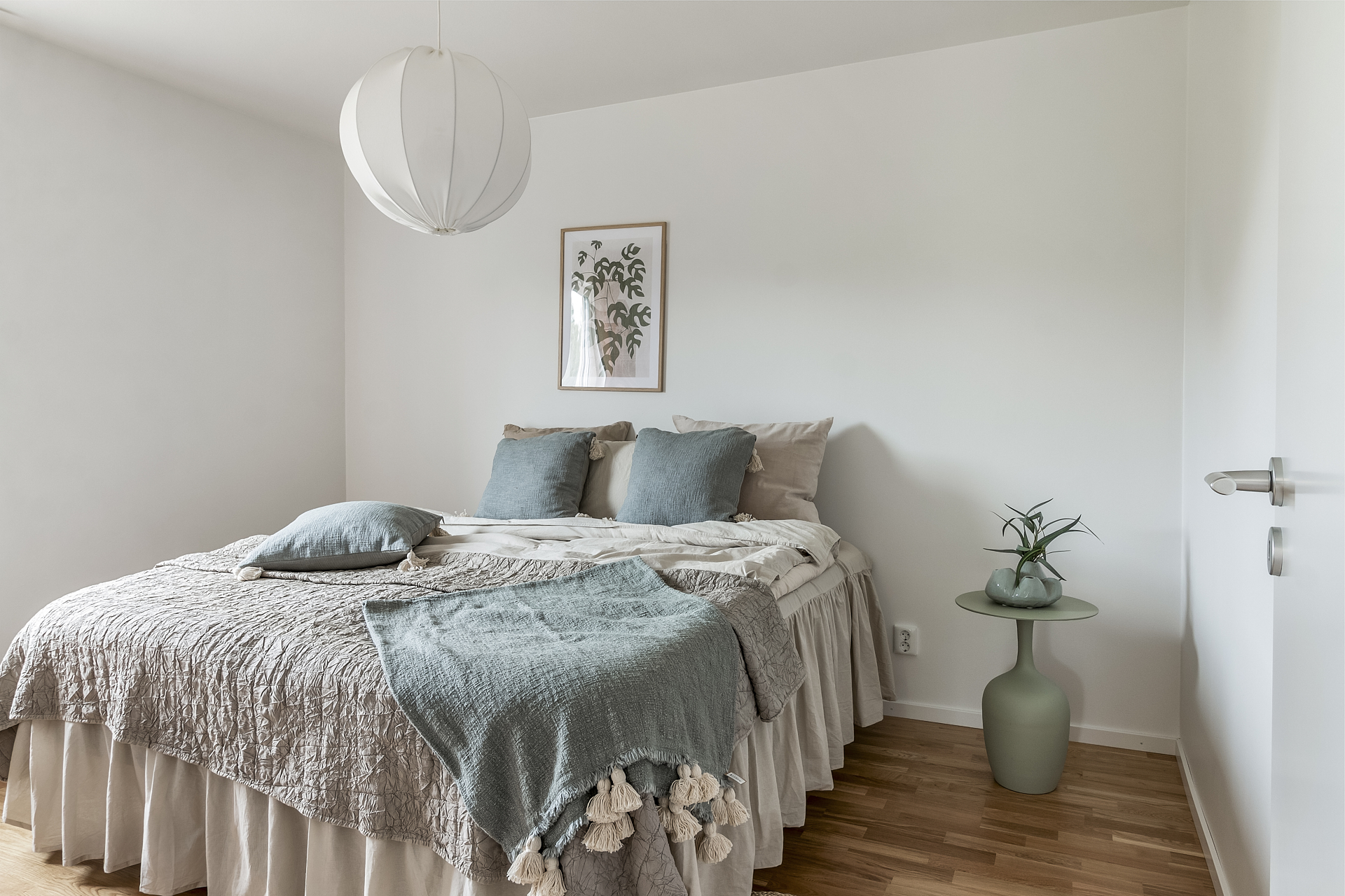 Bostadsbild från Tujagatan 10, Såld i Skiljebo, Västerås