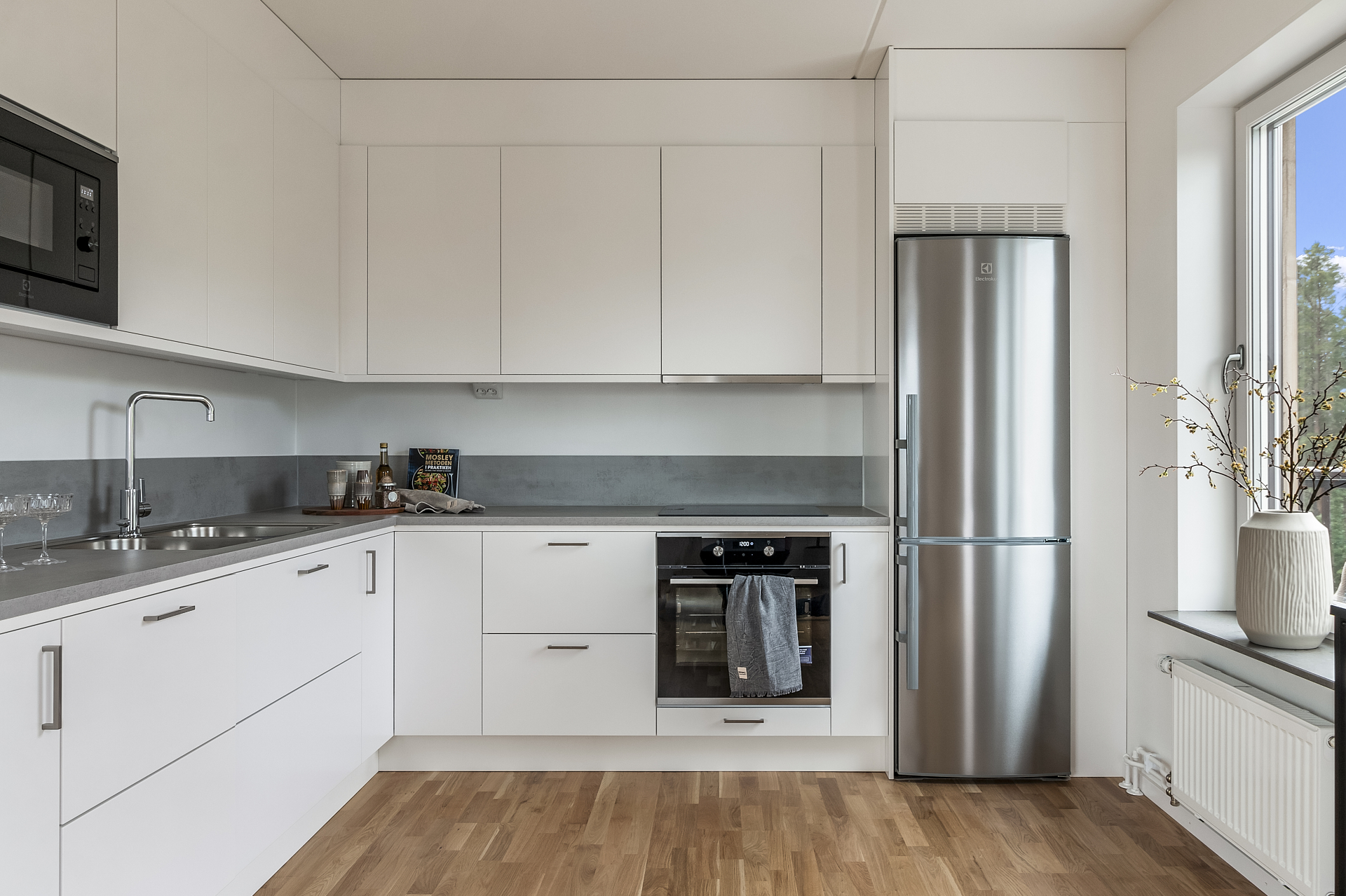 Bostadsbild från Tujagatan 10, Såld i Skiljebo, Västerås