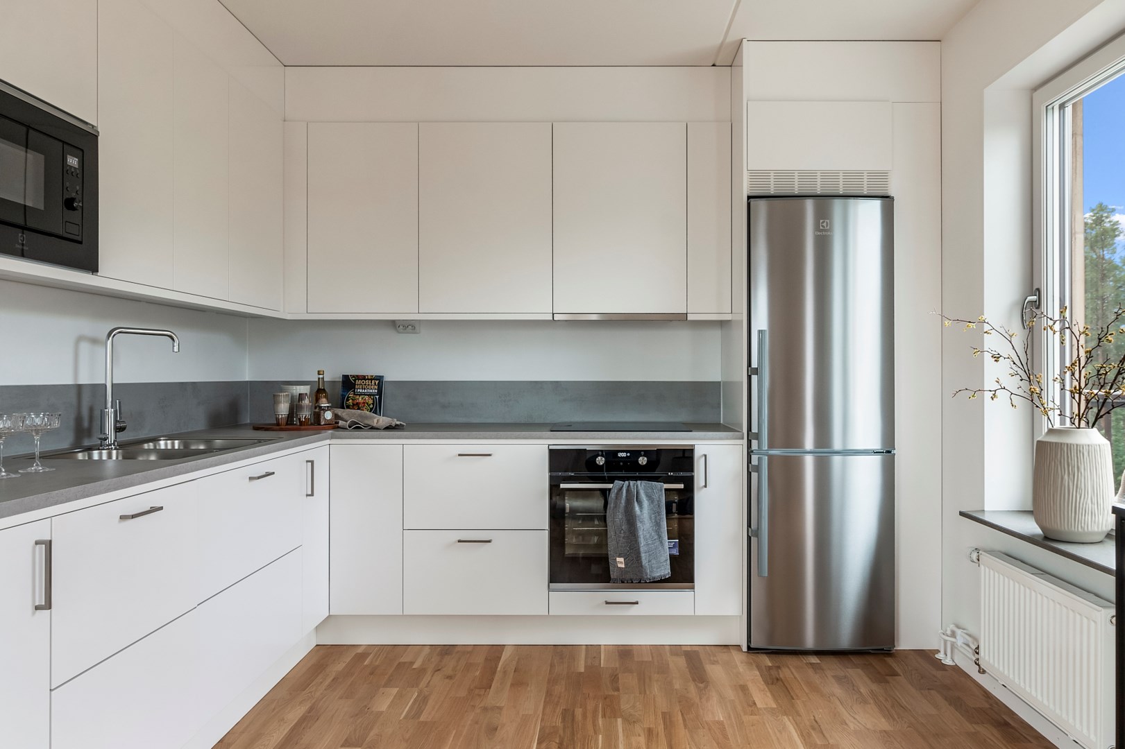 Bostadsbild från Tujagatan 10, Såld i Skiljebo, Västerås