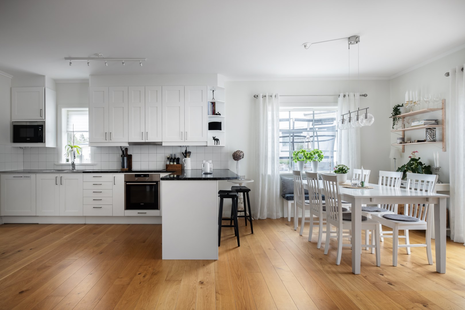 Bostadsbild från Örnklovägen 9A, Såld i Kolvik, Värmdö