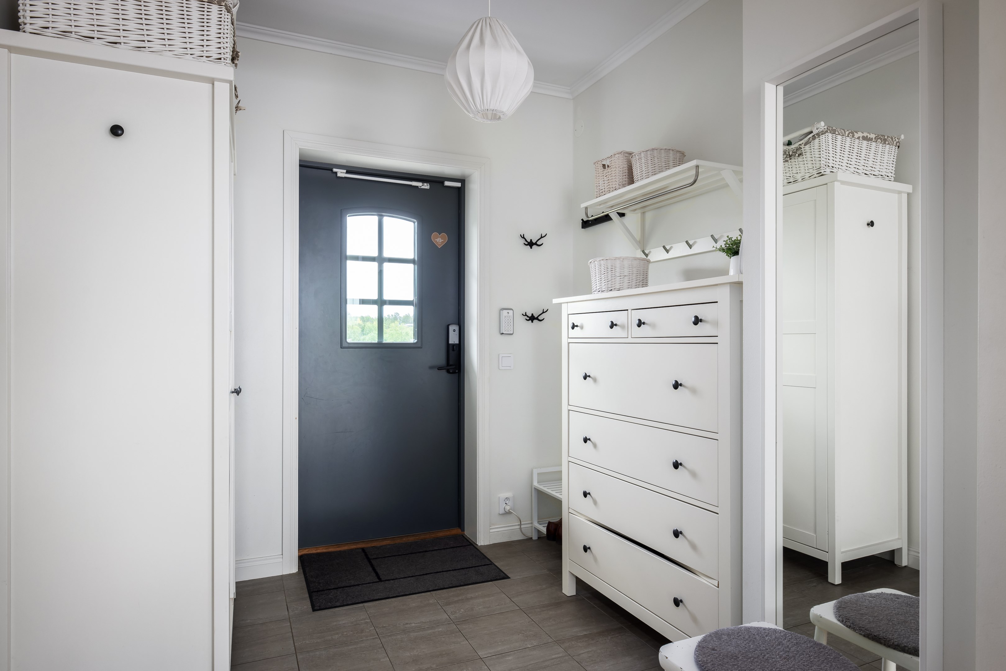 Bostadsbild från Örnklovägen 9A, Såld i Kolvik, Värmdö