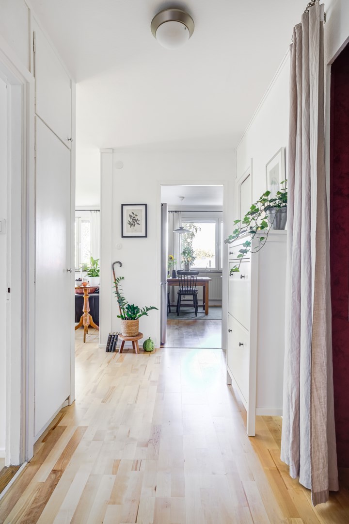 Bostadsbild från Karlsrogatan 81, Såld i Sommarro, Uppsala