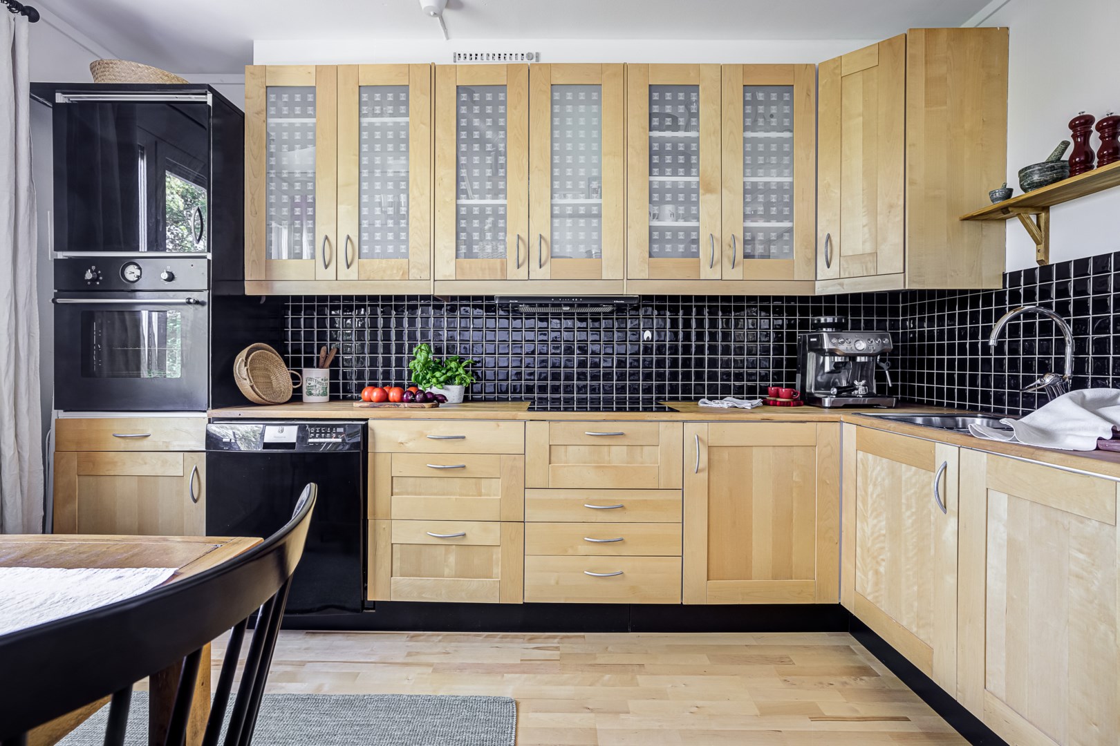 Bostadsbild från Karlsrogatan 81, Såld i Sommarro, Uppsala