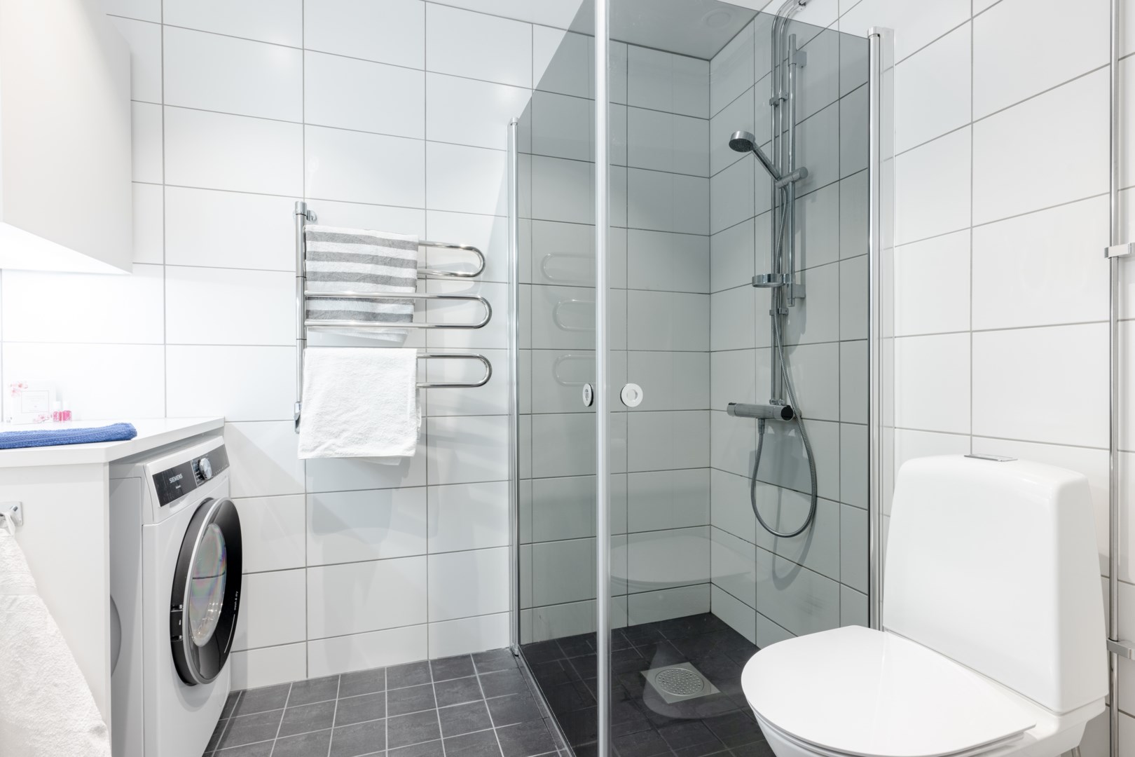 Bostadsbild från Vinnarcirkeln 27, Såld i Täby Park, Täby