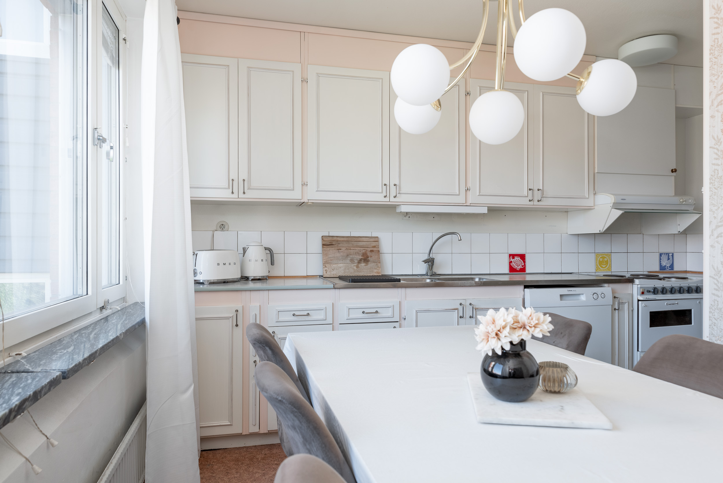 Bostadsbild från Lövhagsgatan 51, Såld i Råby, Västerås